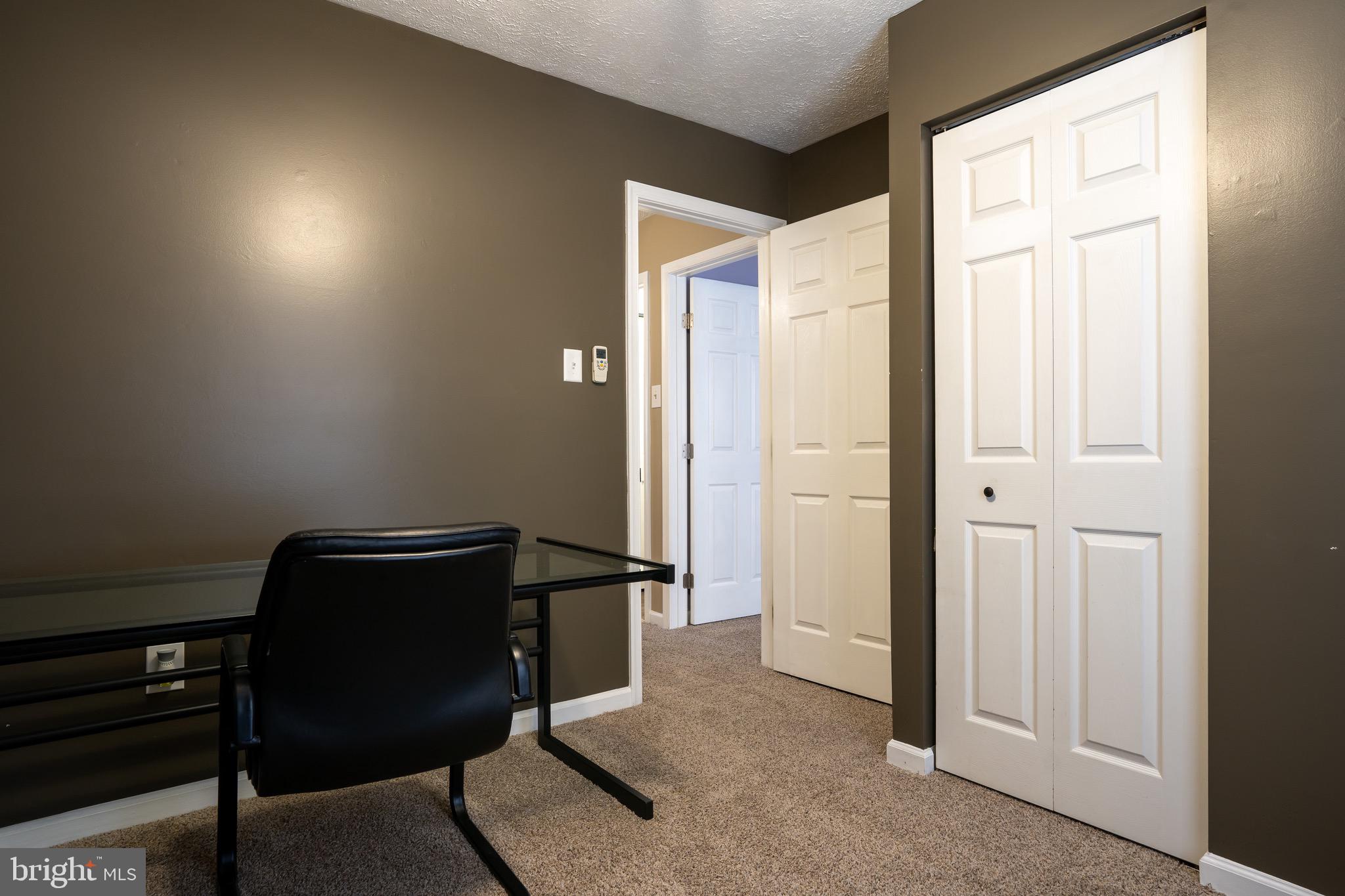 RIVERSIDE - Residential