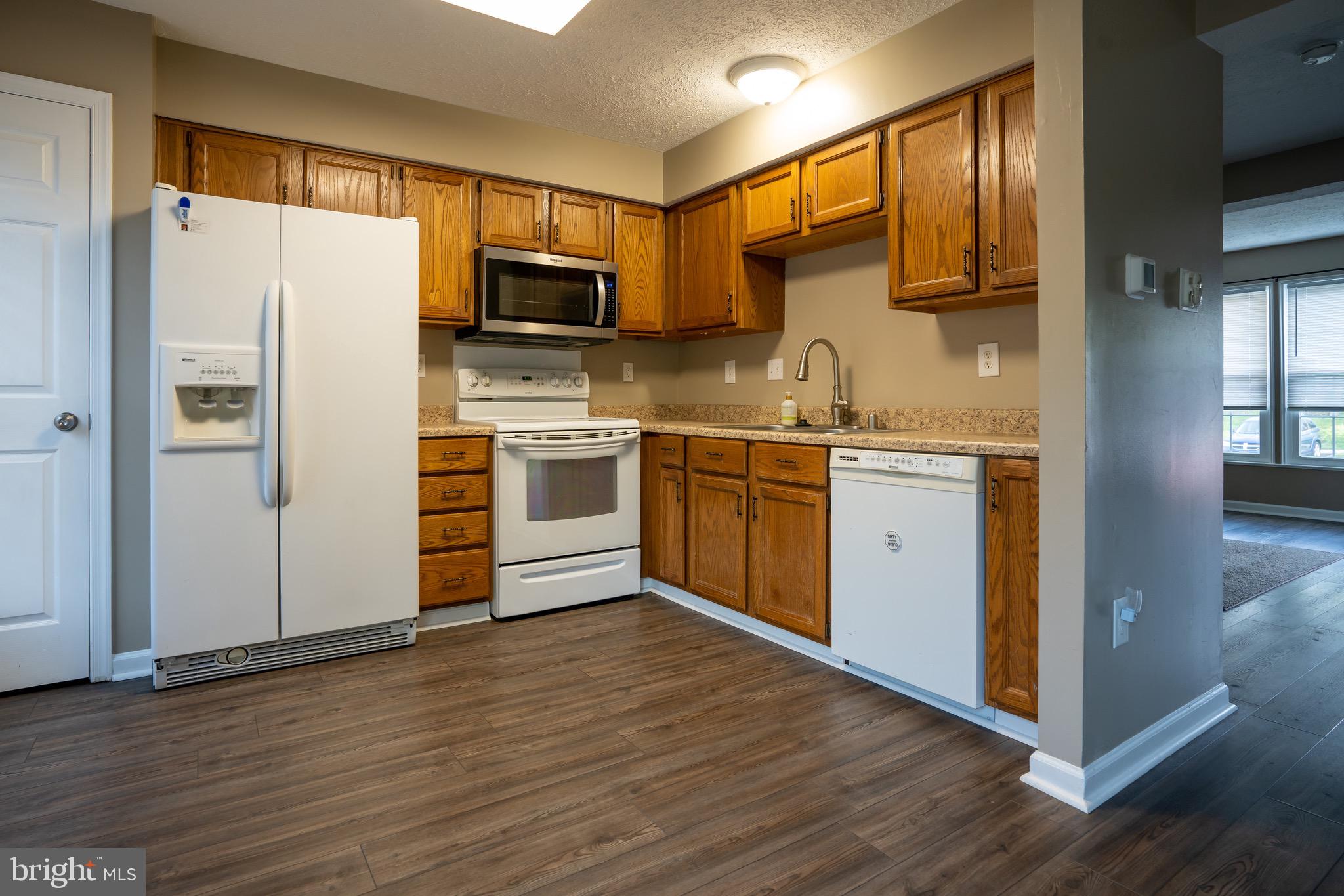 RIVERSIDE - Residential