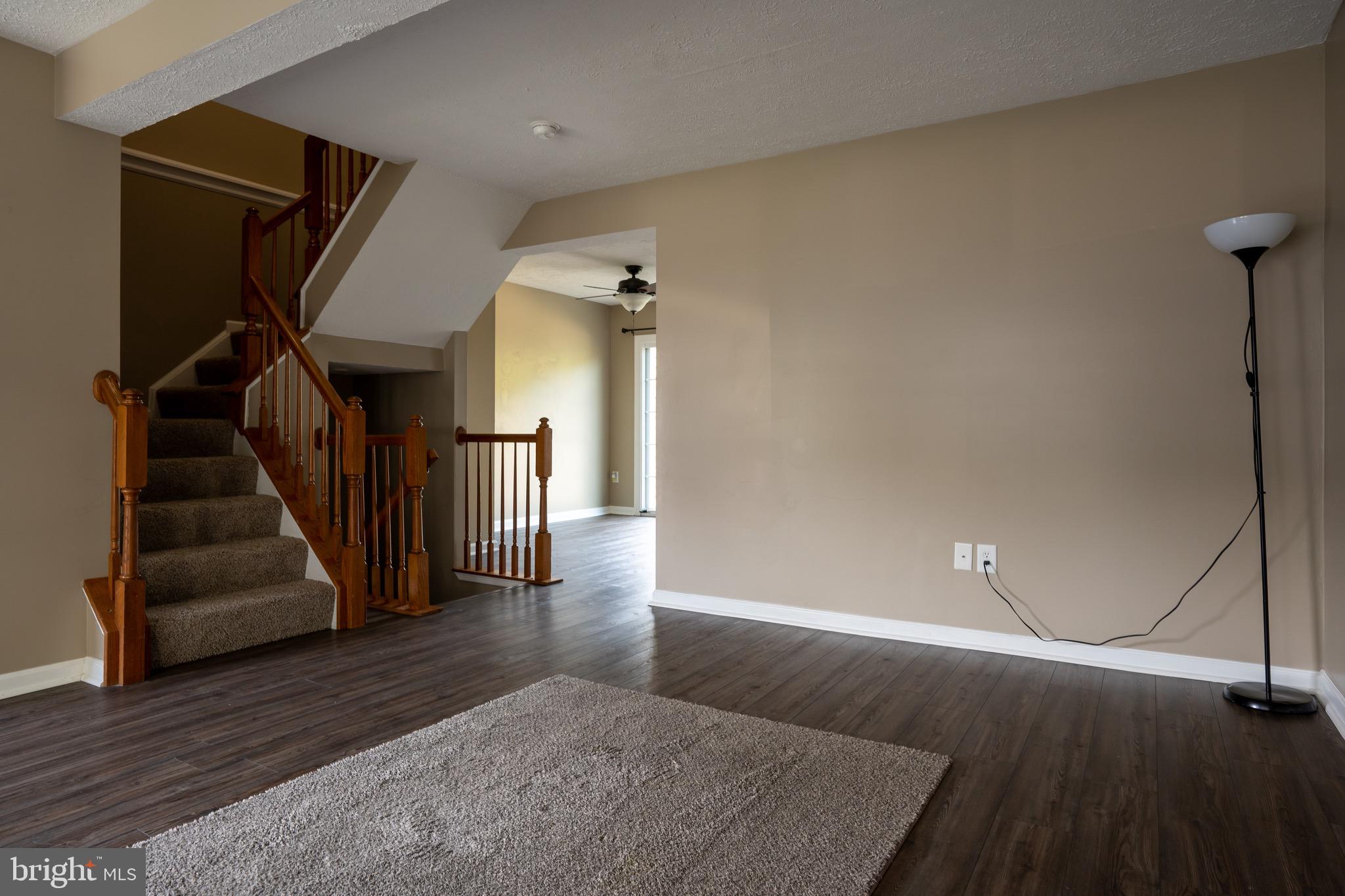 RIVERSIDE - Residential