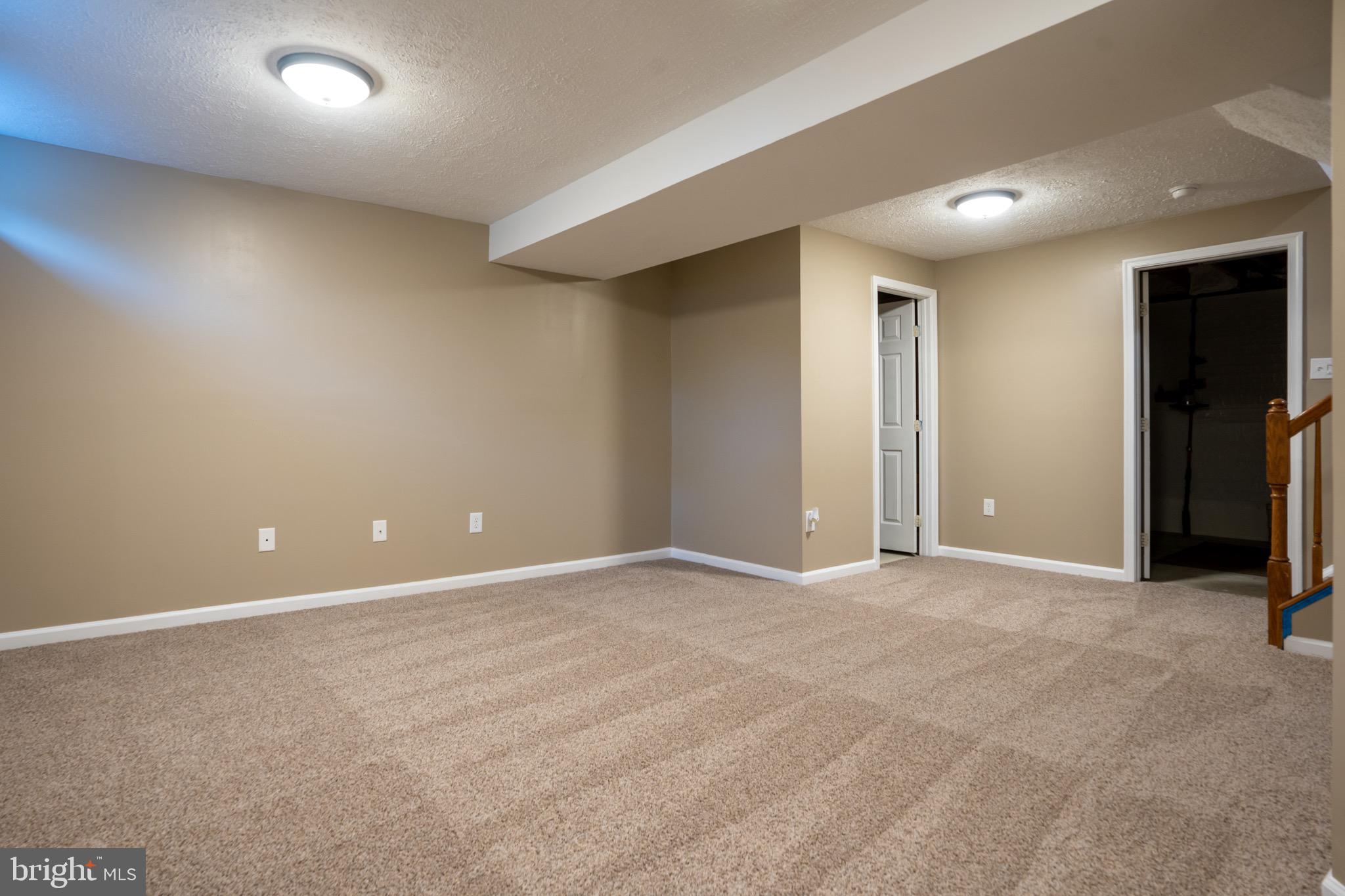 RIVERSIDE - Residential