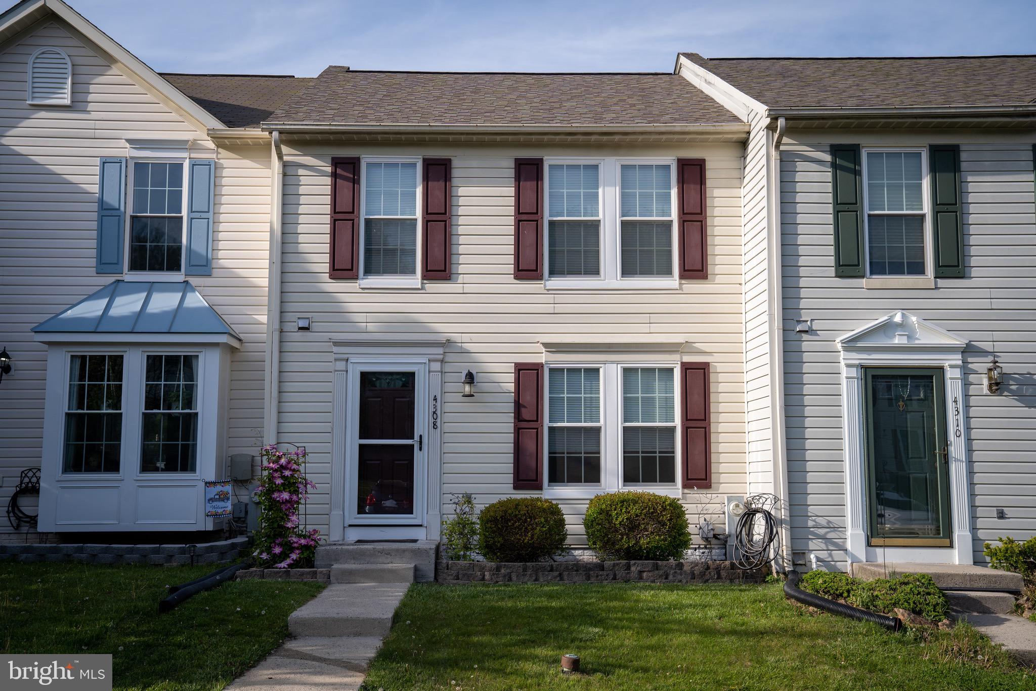 RIVERSIDE - Residential