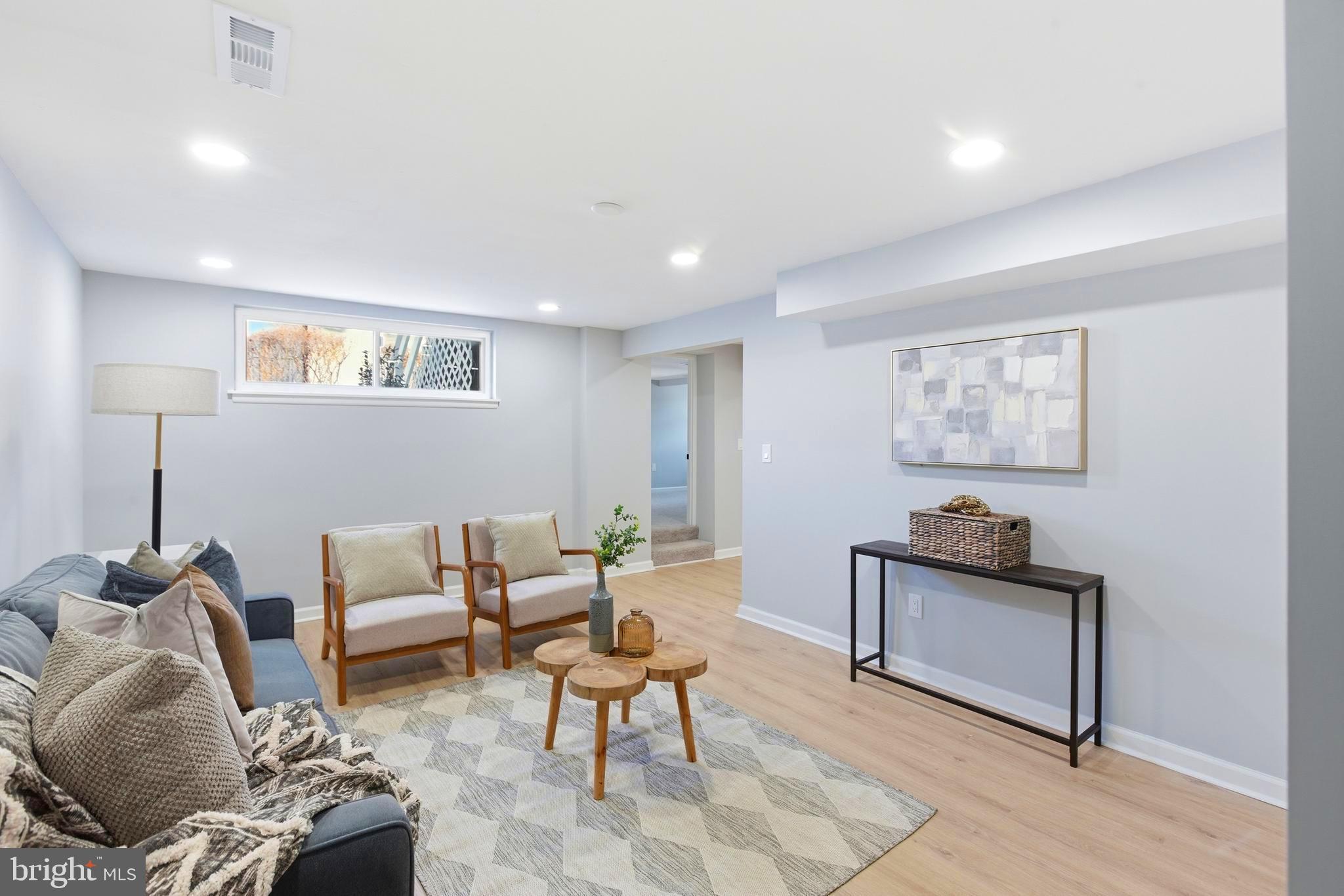 HIGHLAND GARDENS - Residential