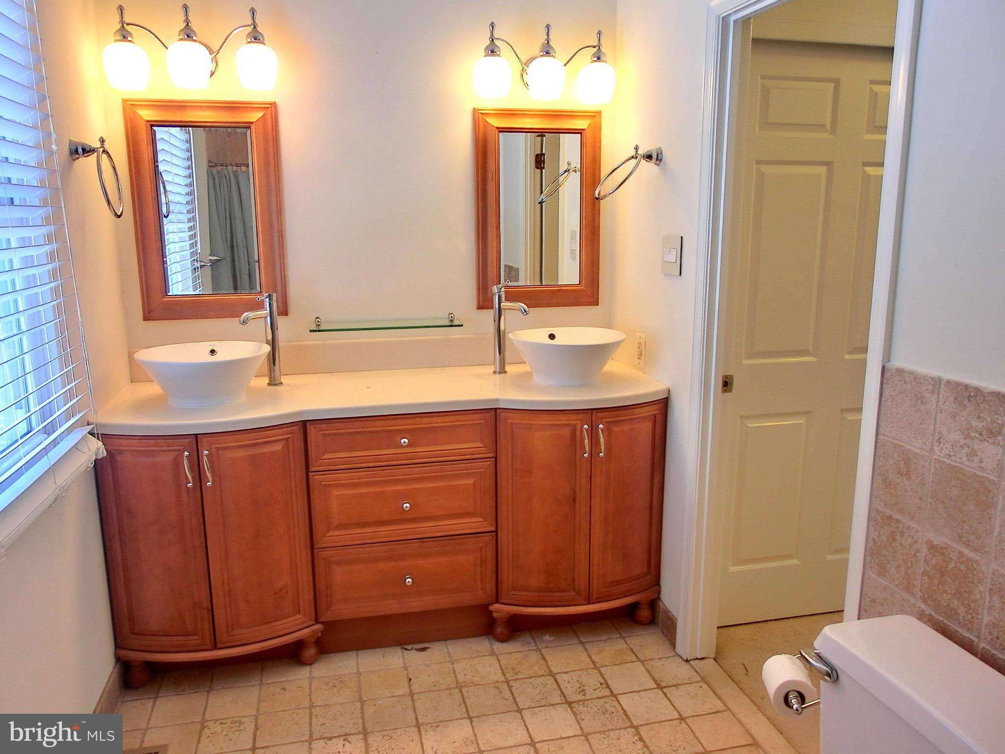 VILLAGE OF HICKORY RIDGE - Residential