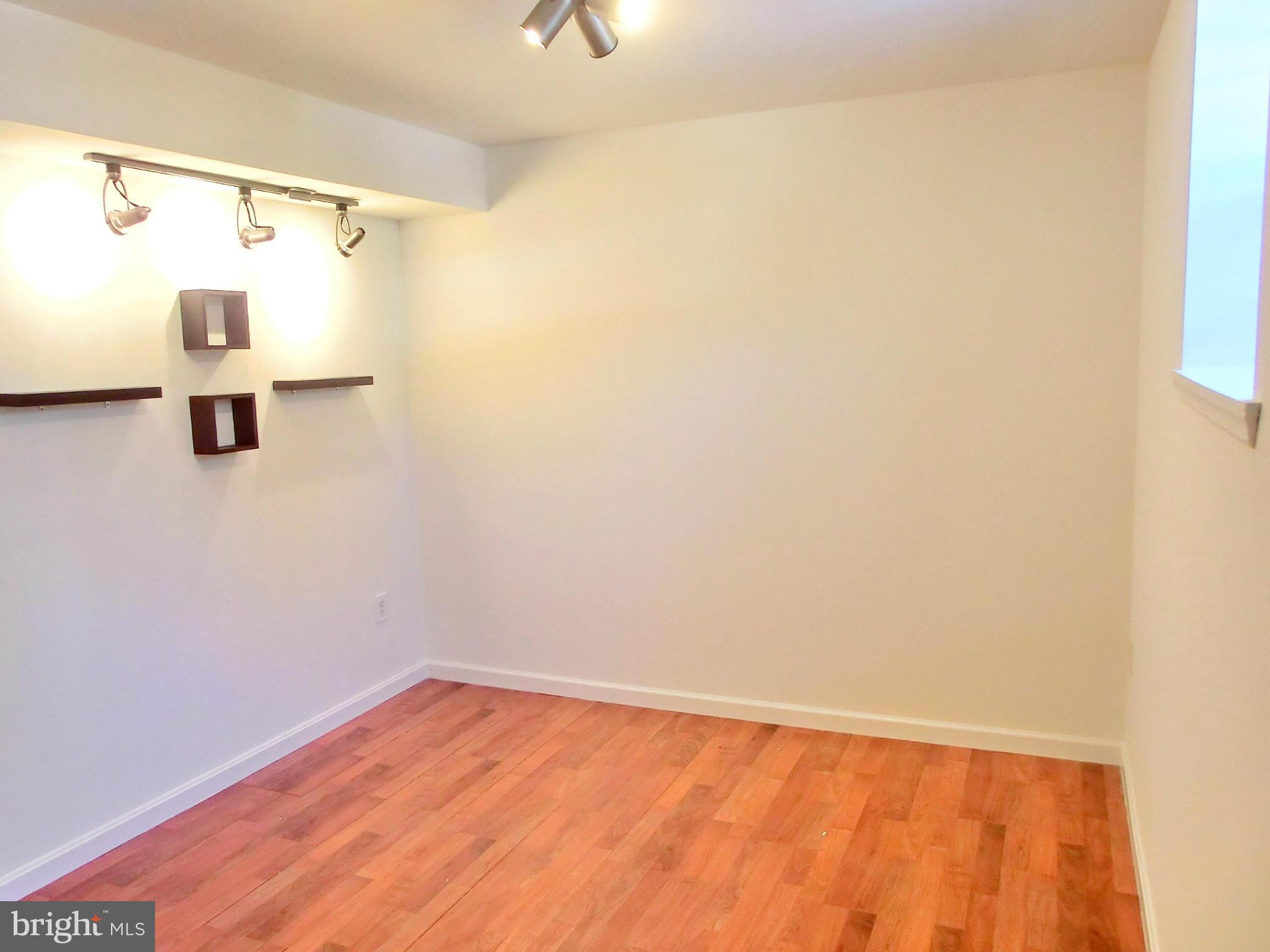 VILLAGE OF HICKORY RIDGE - Residential