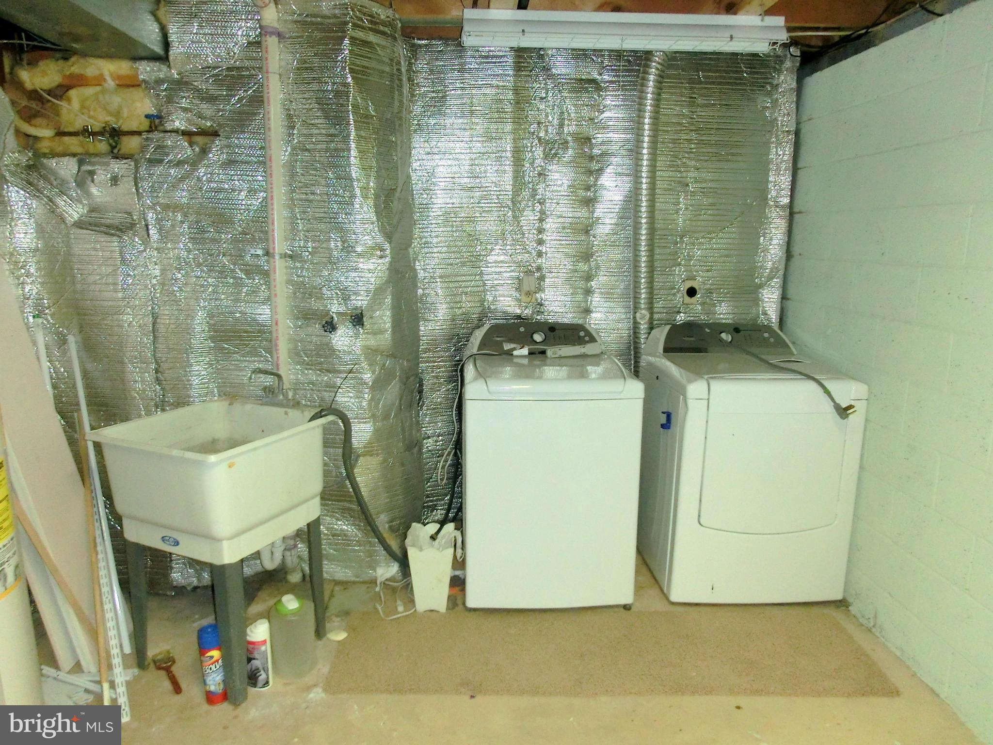 VILLAGE OF HICKORY RIDGE - Residential