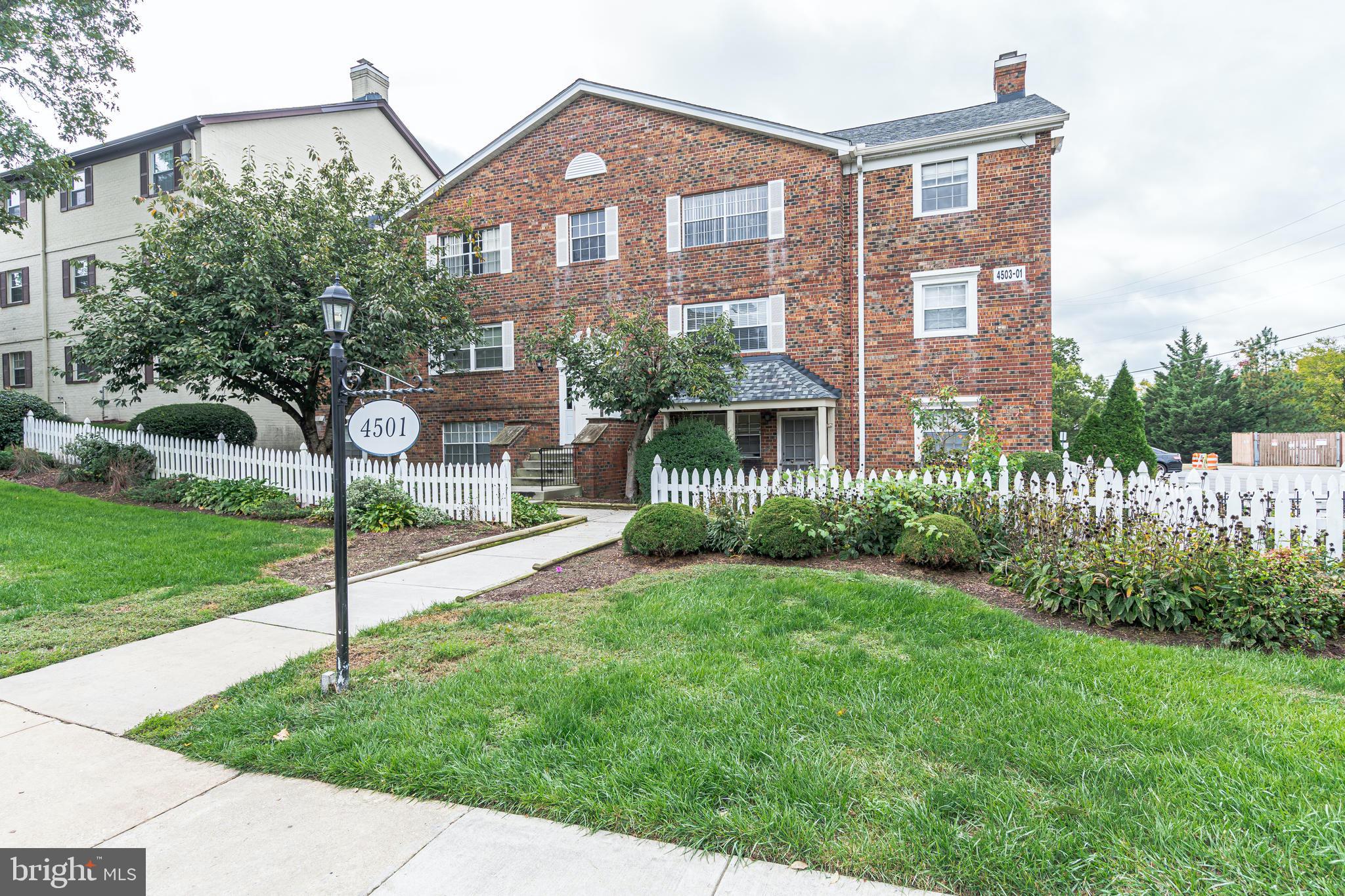 MONTPELIER VILLAGE - Residential