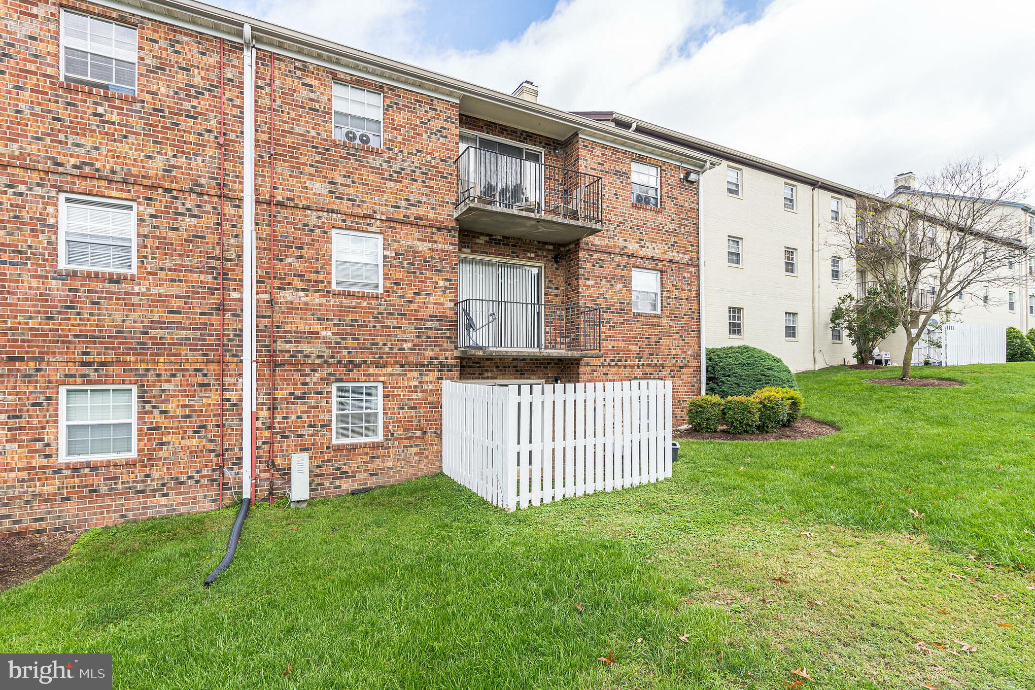 MONTPELIER VILLAGE - Residential