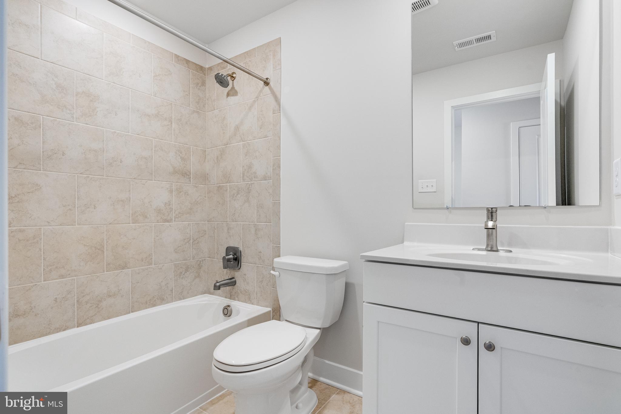 ST. CHARLES - Residential