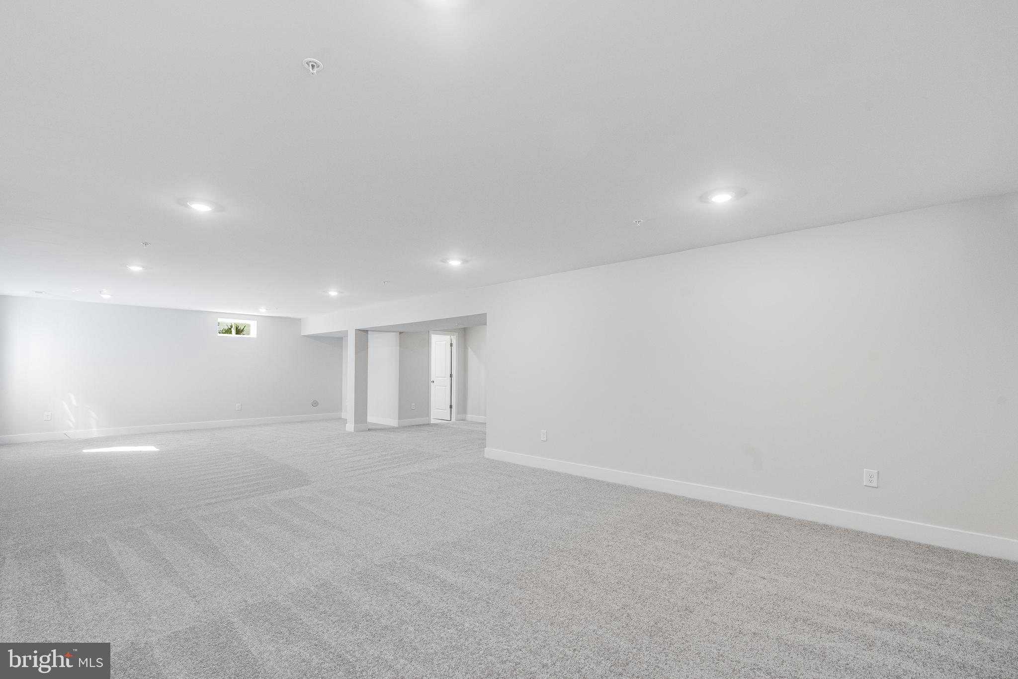 ST. CHARLES - Residential