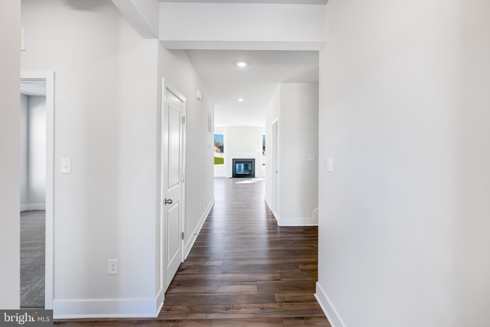 ST. CHARLES - Residential