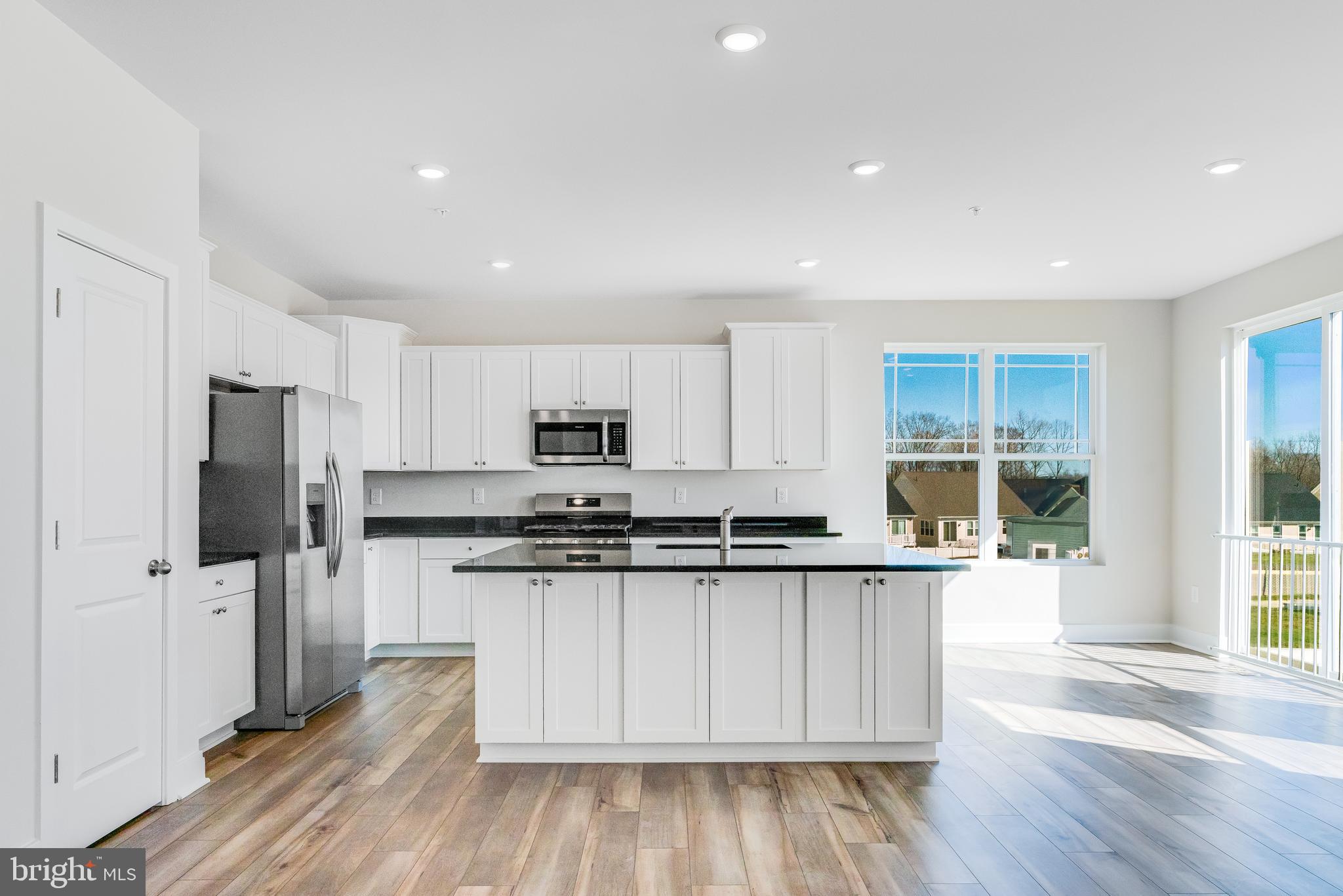 ST. CHARLES - Residential