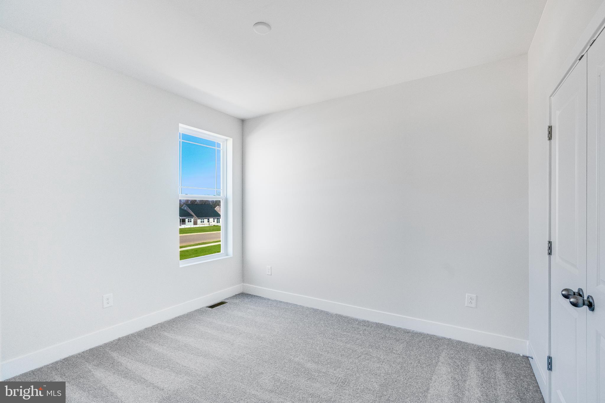 ST. CHARLES - Residential