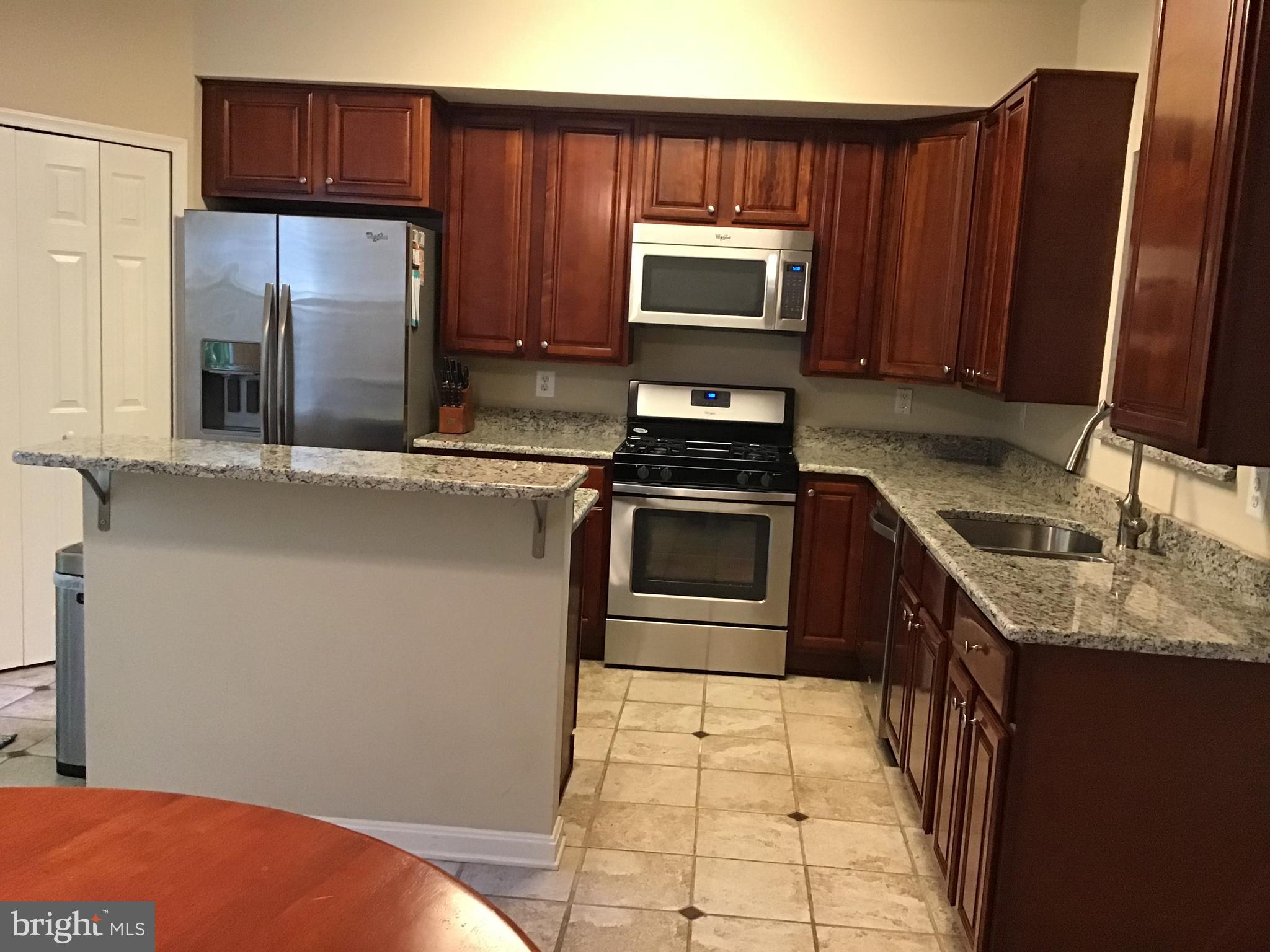 SEABREEZE AT HARBOR GATES - Residential Lease