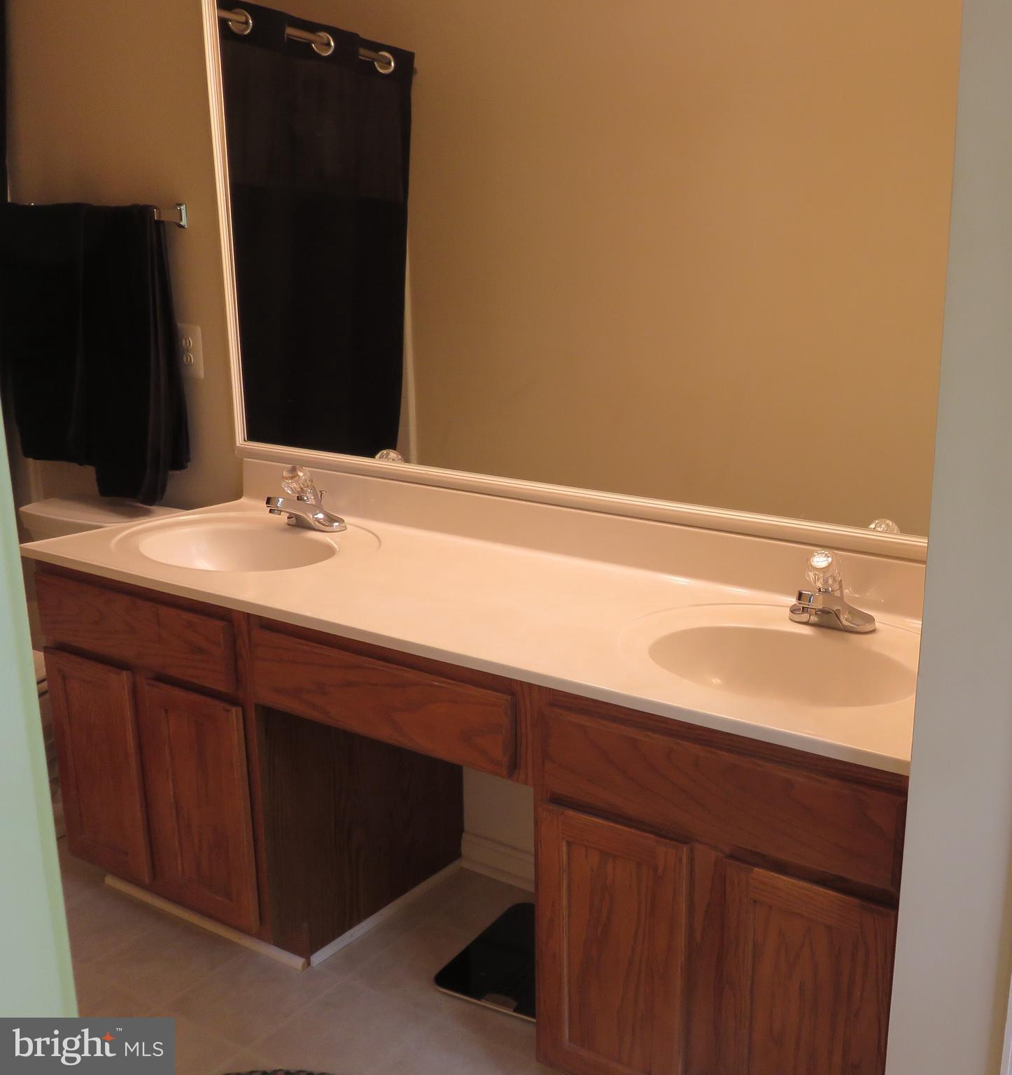 SEABREEZE AT HARBOR GATES - Residential Lease