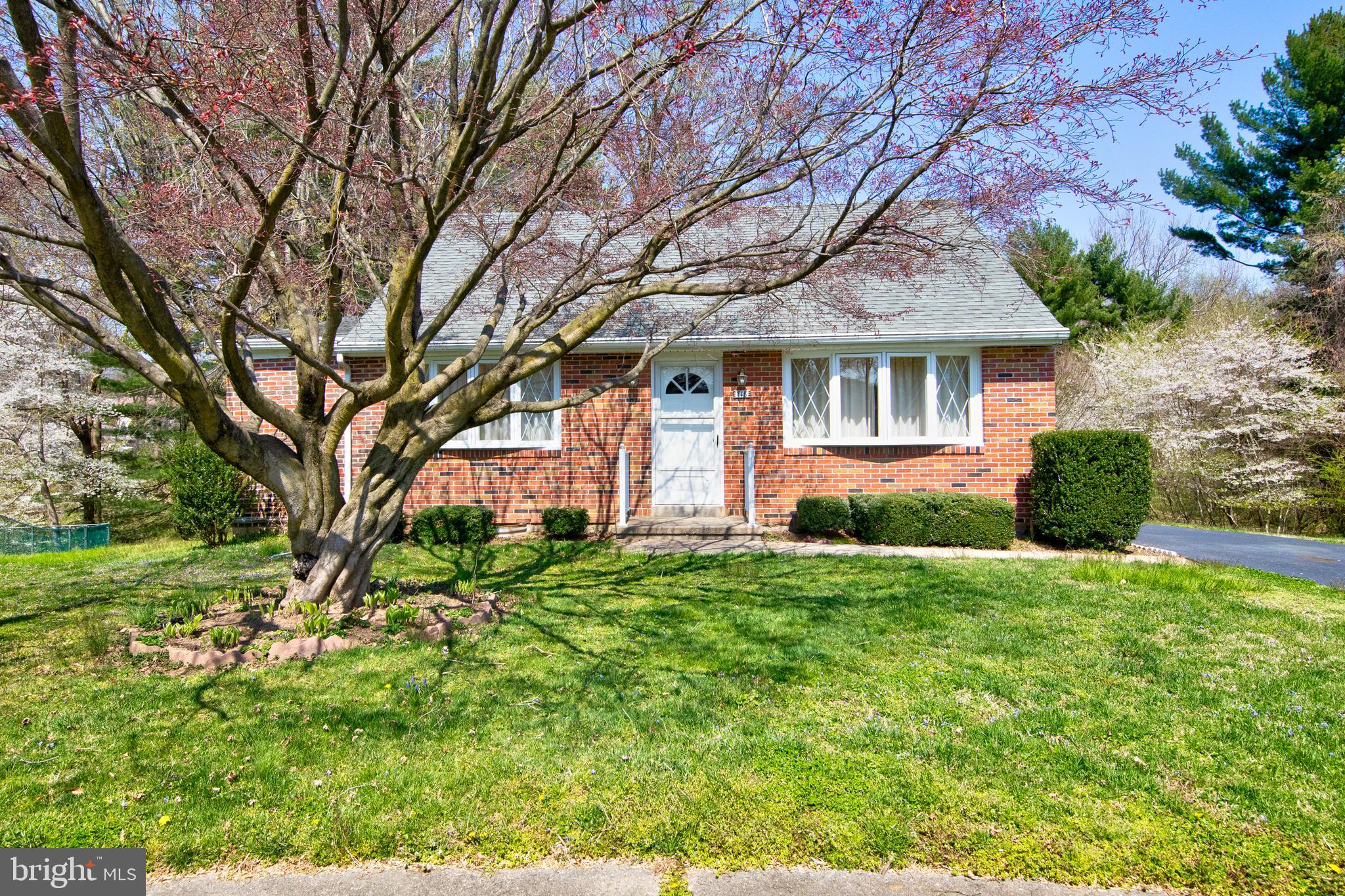 ST JAMES TERRACE - Residential