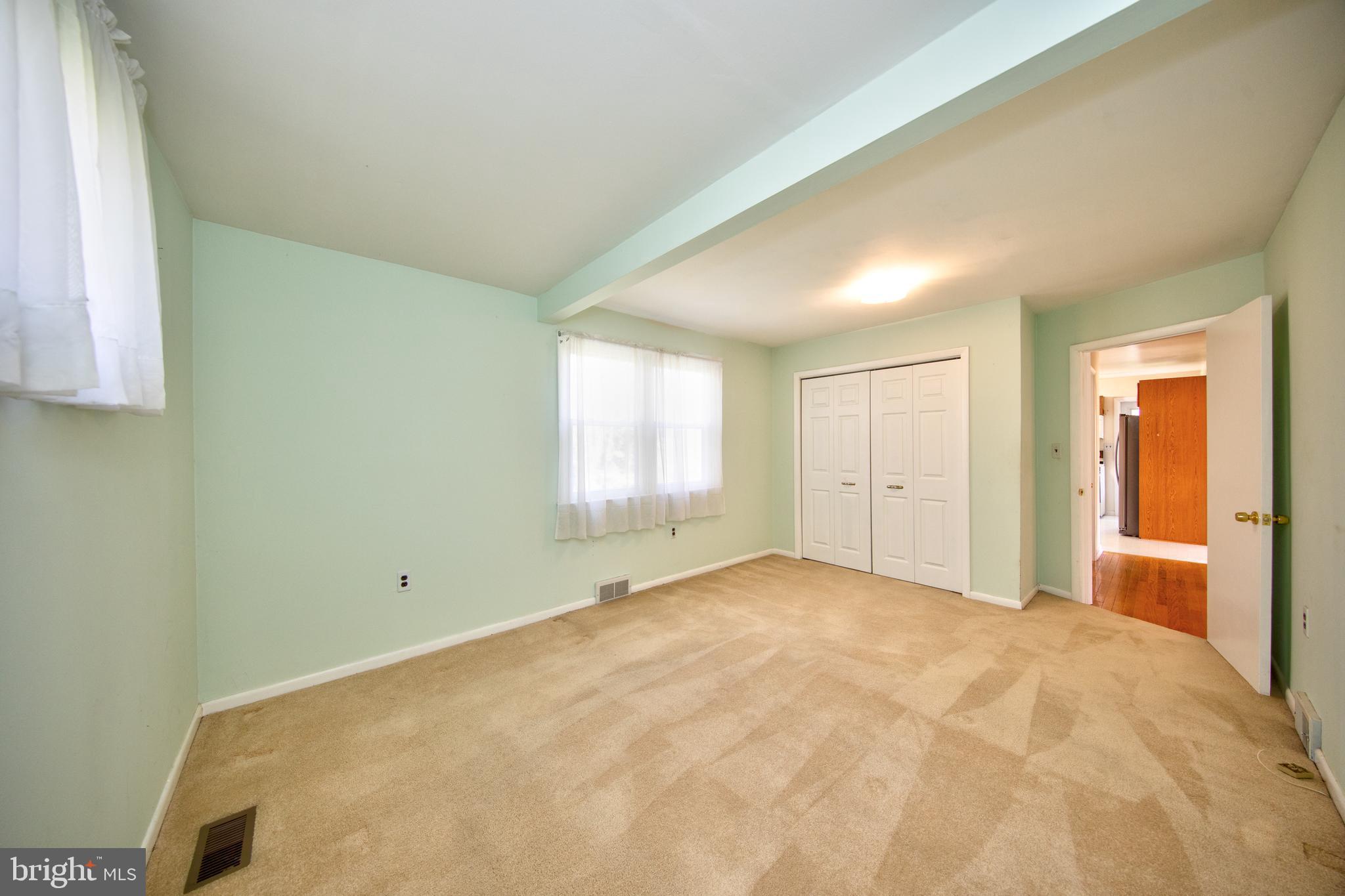 ST JAMES TERRACE - Residential