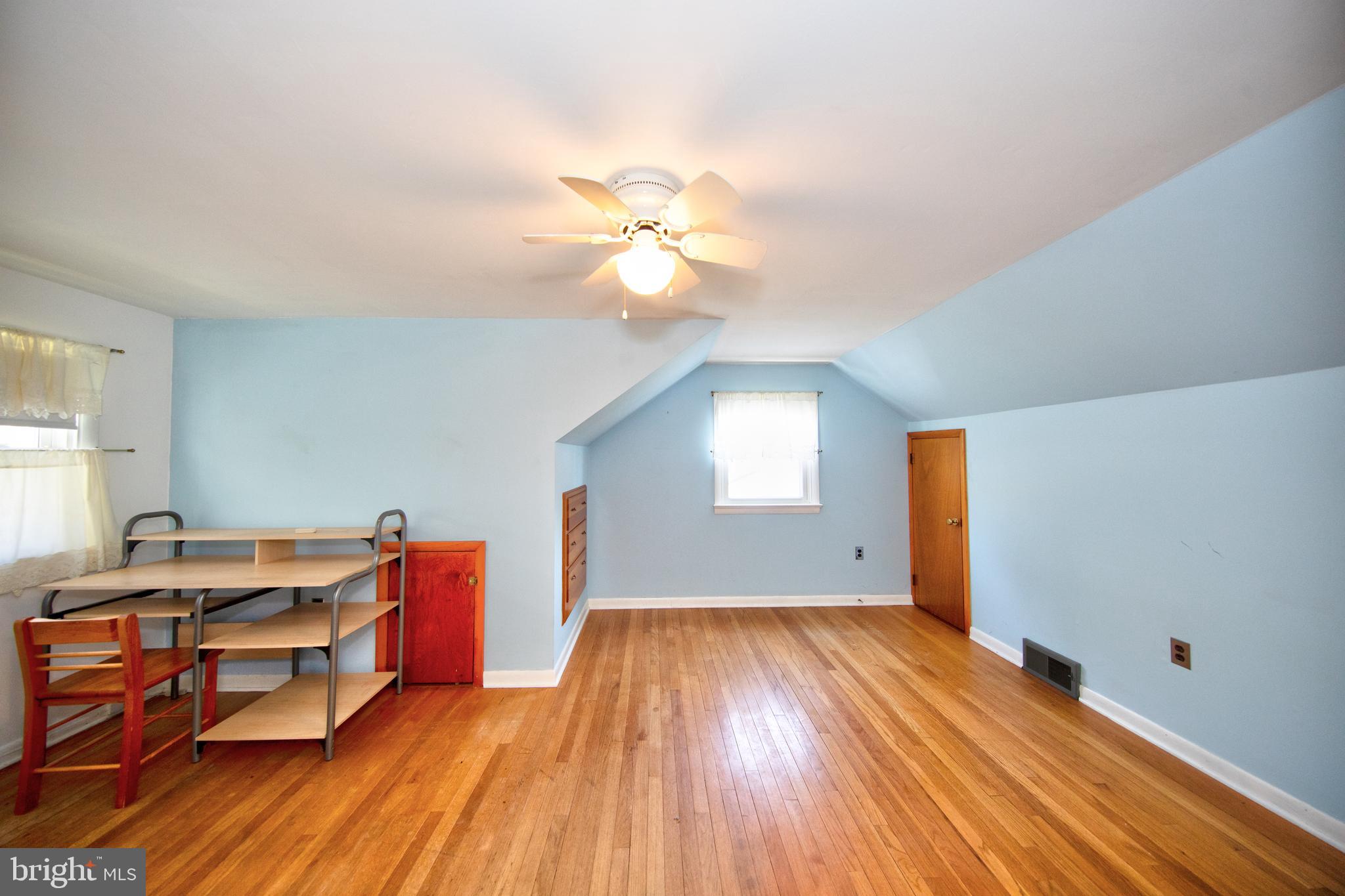 ST JAMES TERRACE - Residential