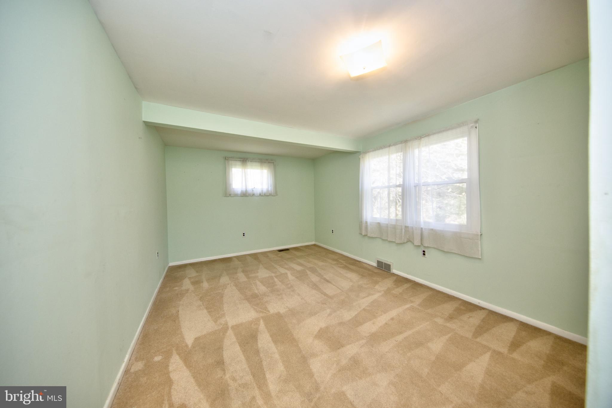 ST JAMES TERRACE - Residential