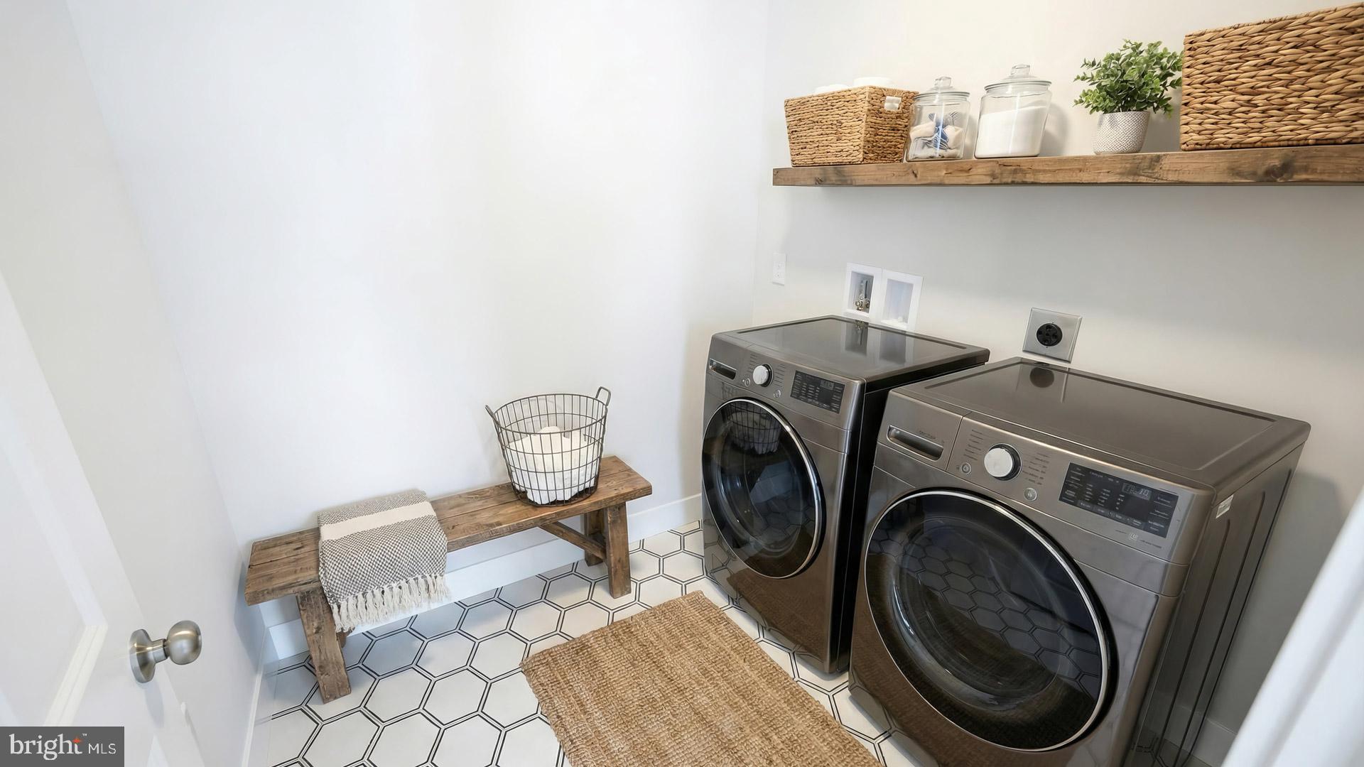 CORNWALL JUNCTION - Residential