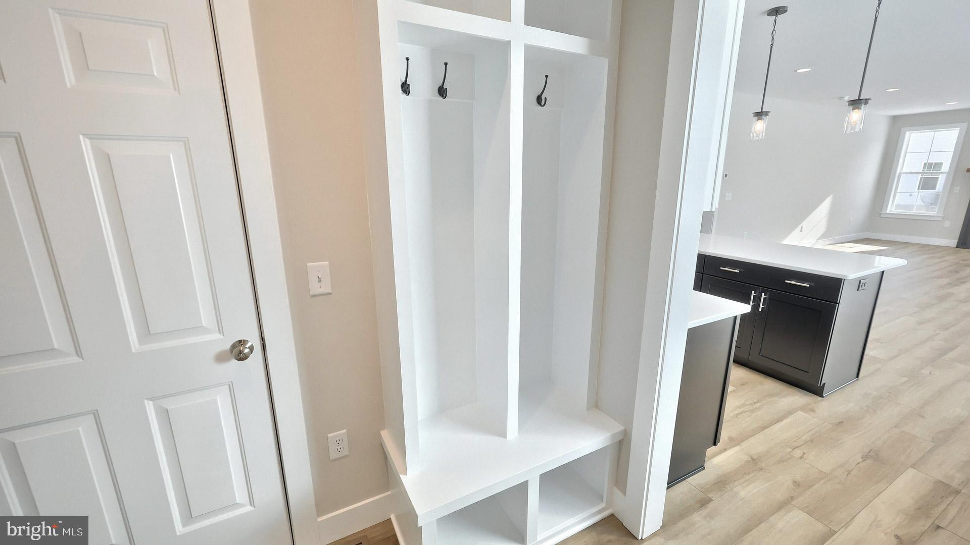 CORNWALL JUNCTION - Residential