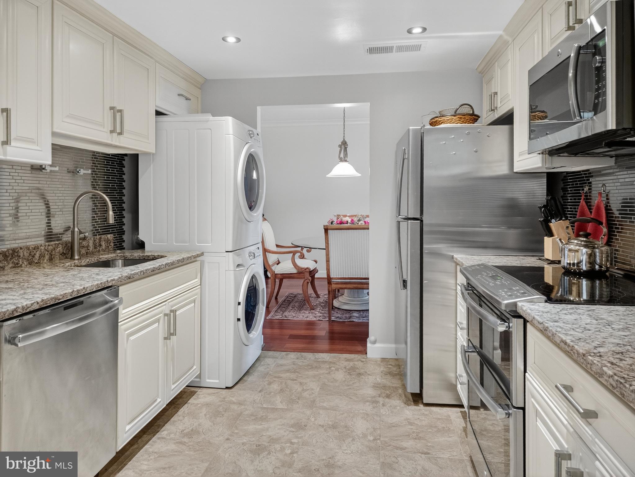 CHEVY CHASE - Residential