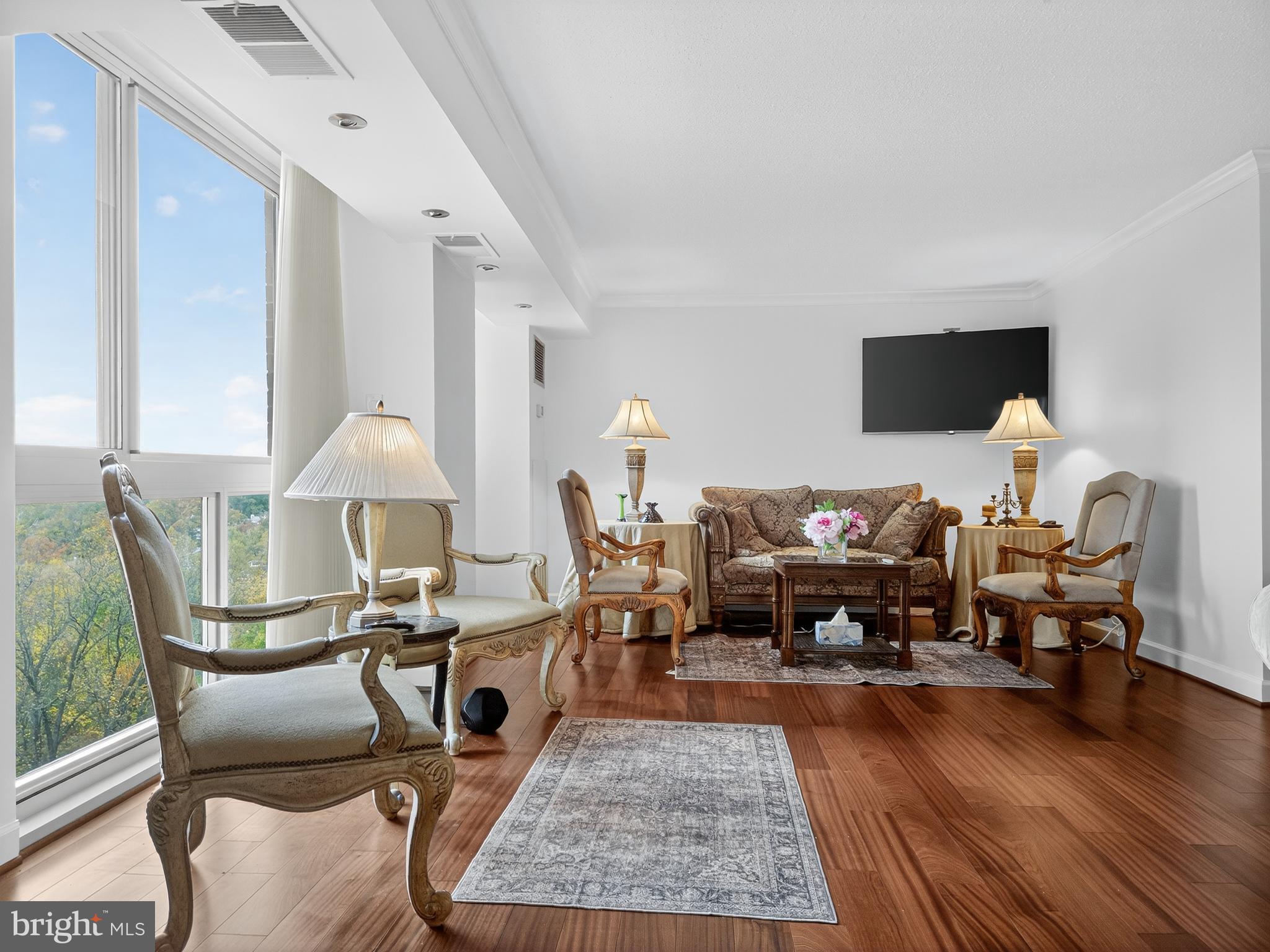 CHEVY CHASE - Residential