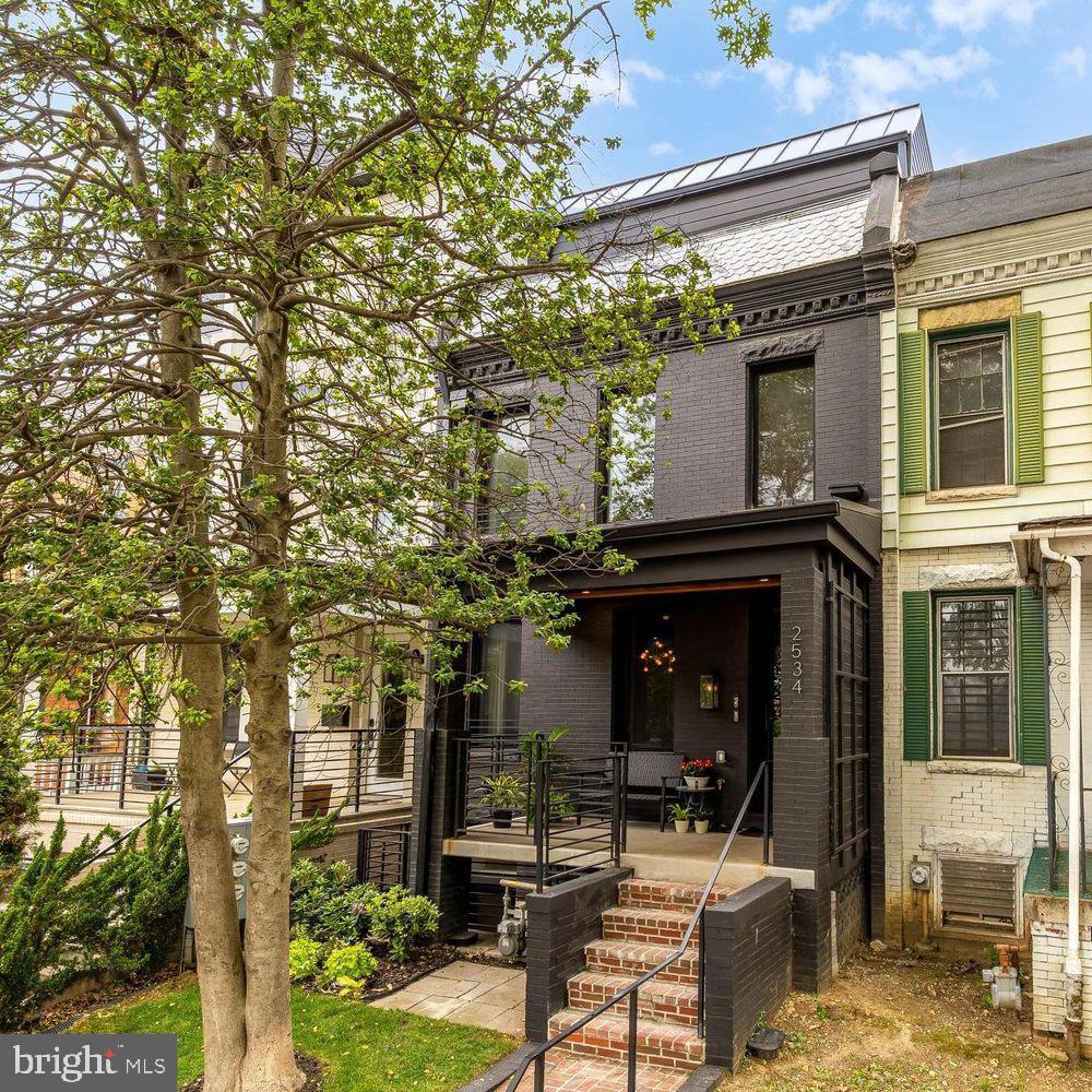 2534 11TH STREET NW 1