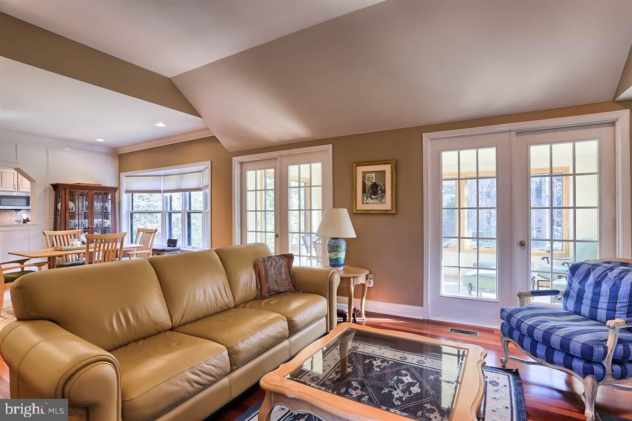 OAKMONT - Residential