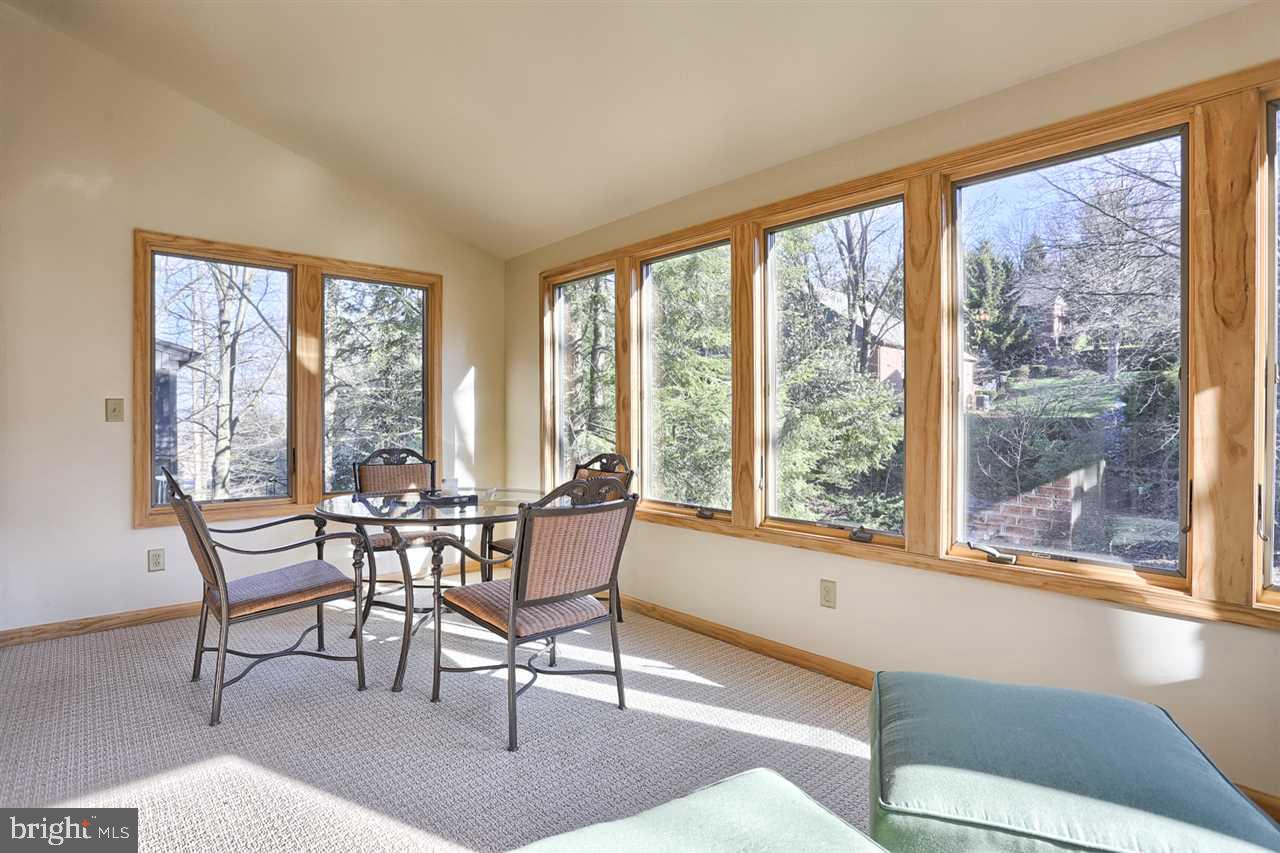 OAKMONT - Residential