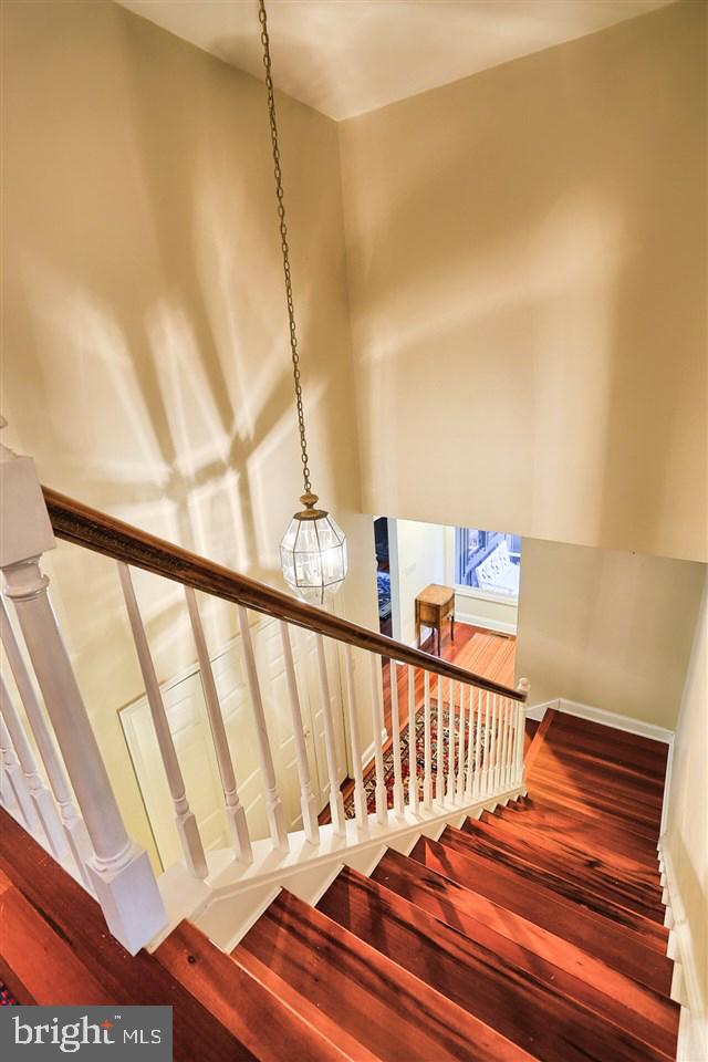 OAKMONT - Residential