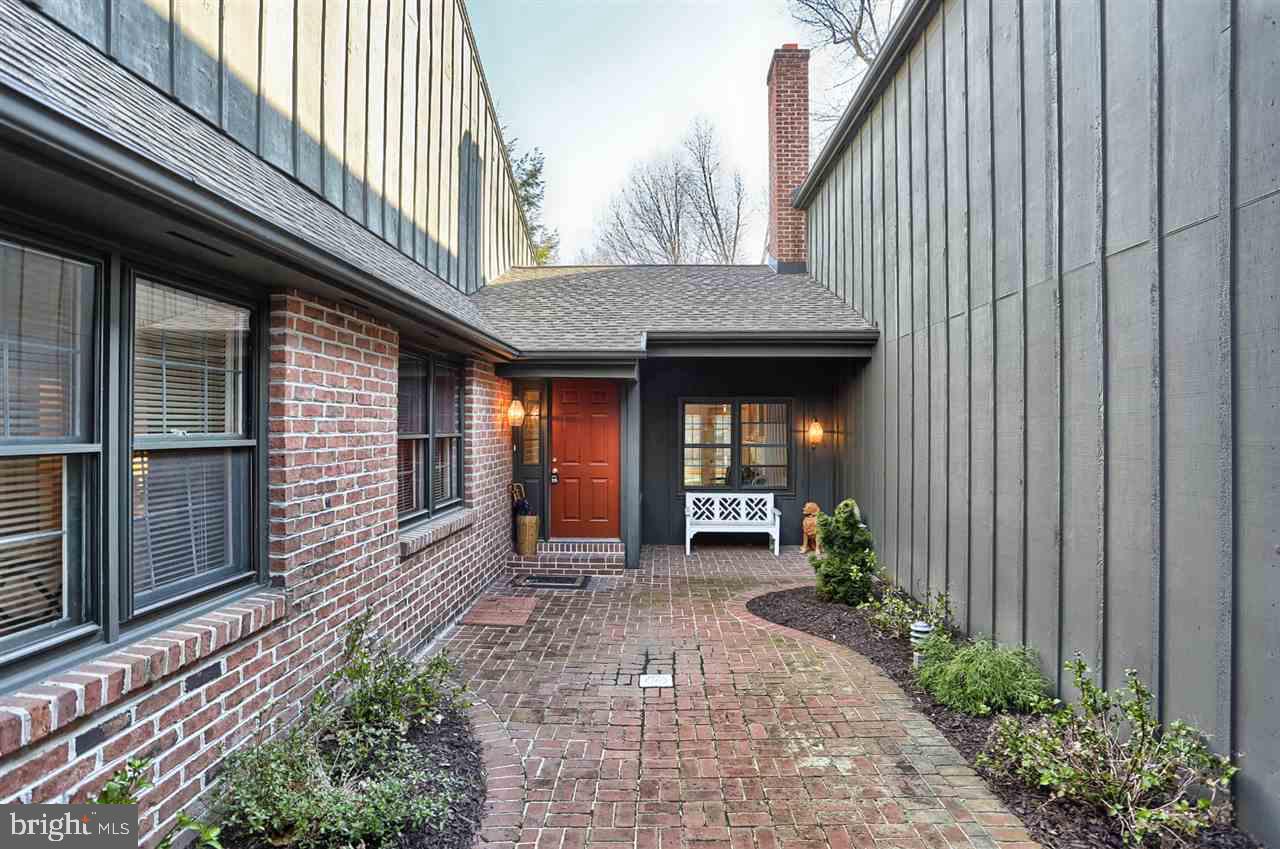 OAKMONT - Residential