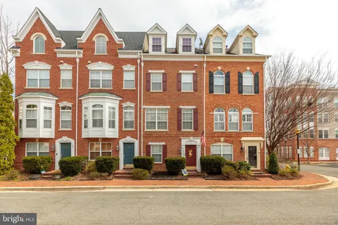 164 Comay Terrace, Alexandria, VA MLS: VAAX2054806
