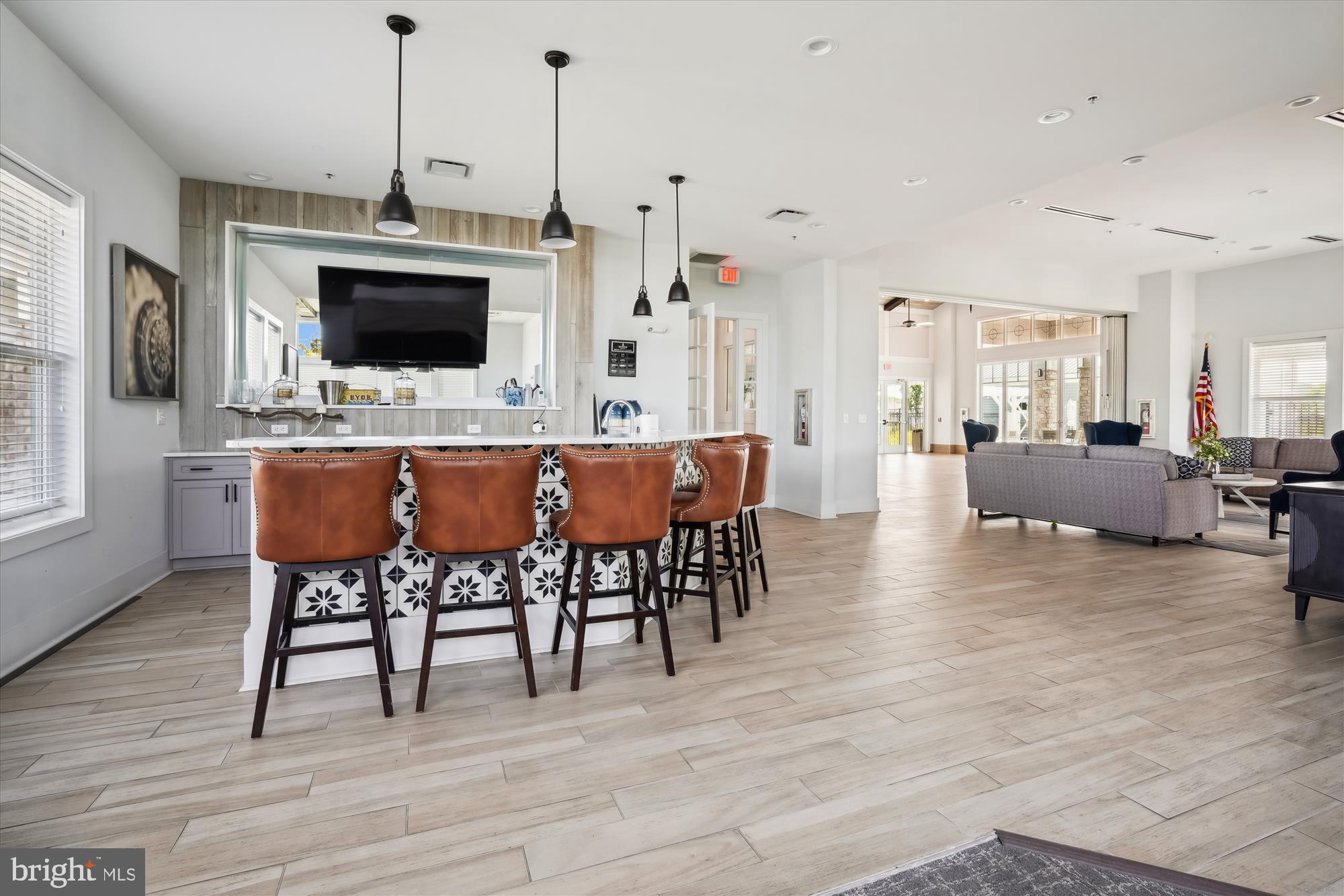 BAY BRIDGE COVE - Residential