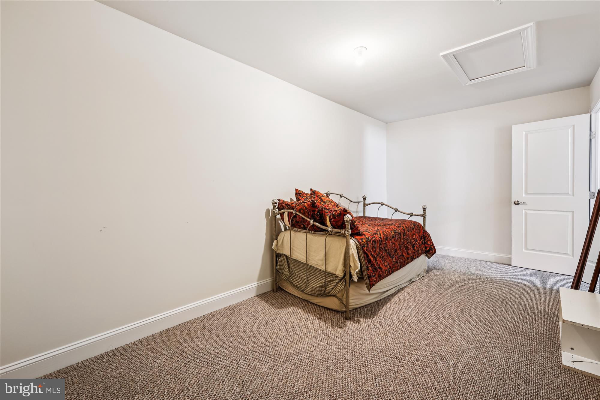 BAY BRIDGE COVE - Residential