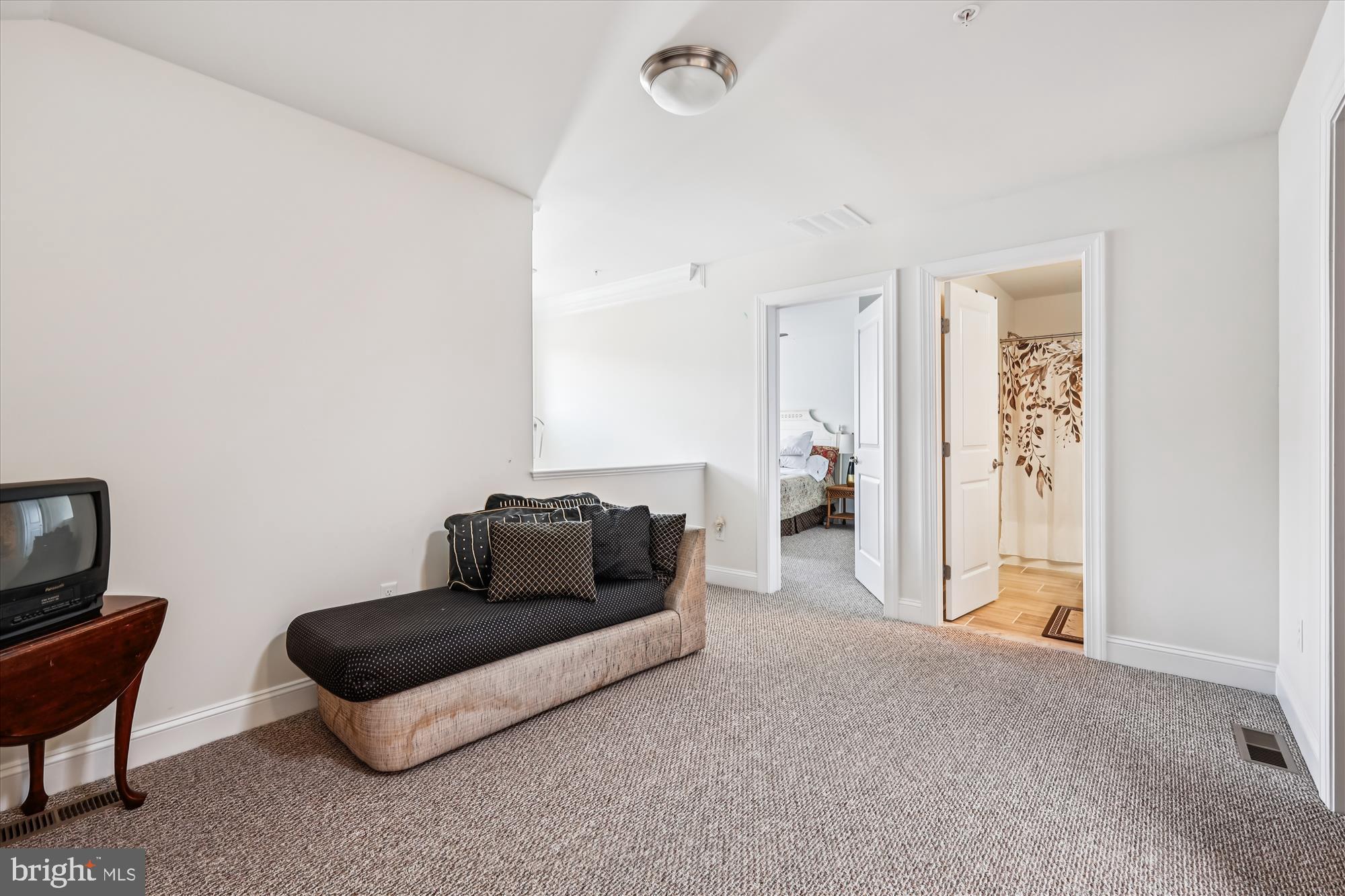 BAY BRIDGE COVE - Residential