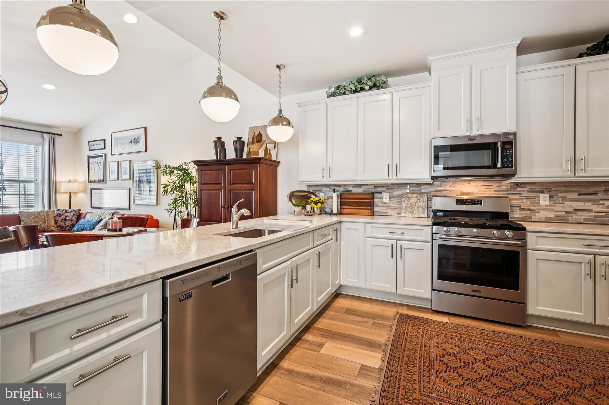 BAY BRIDGE COVE - Residential