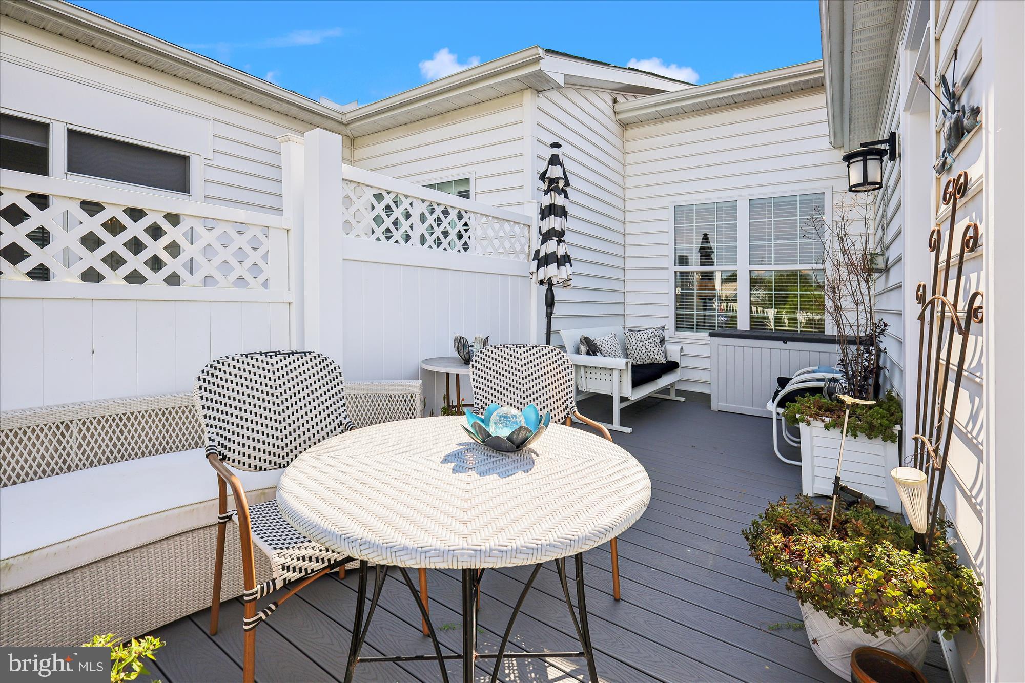 BAY BRIDGE COVE - Residential