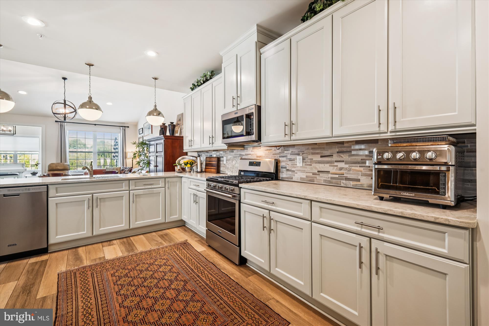 BAY BRIDGE COVE - Residential