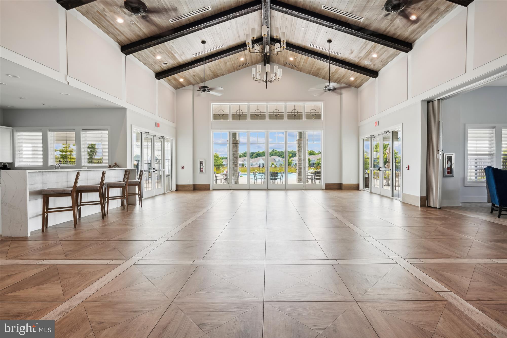 BAY BRIDGE COVE - Residential