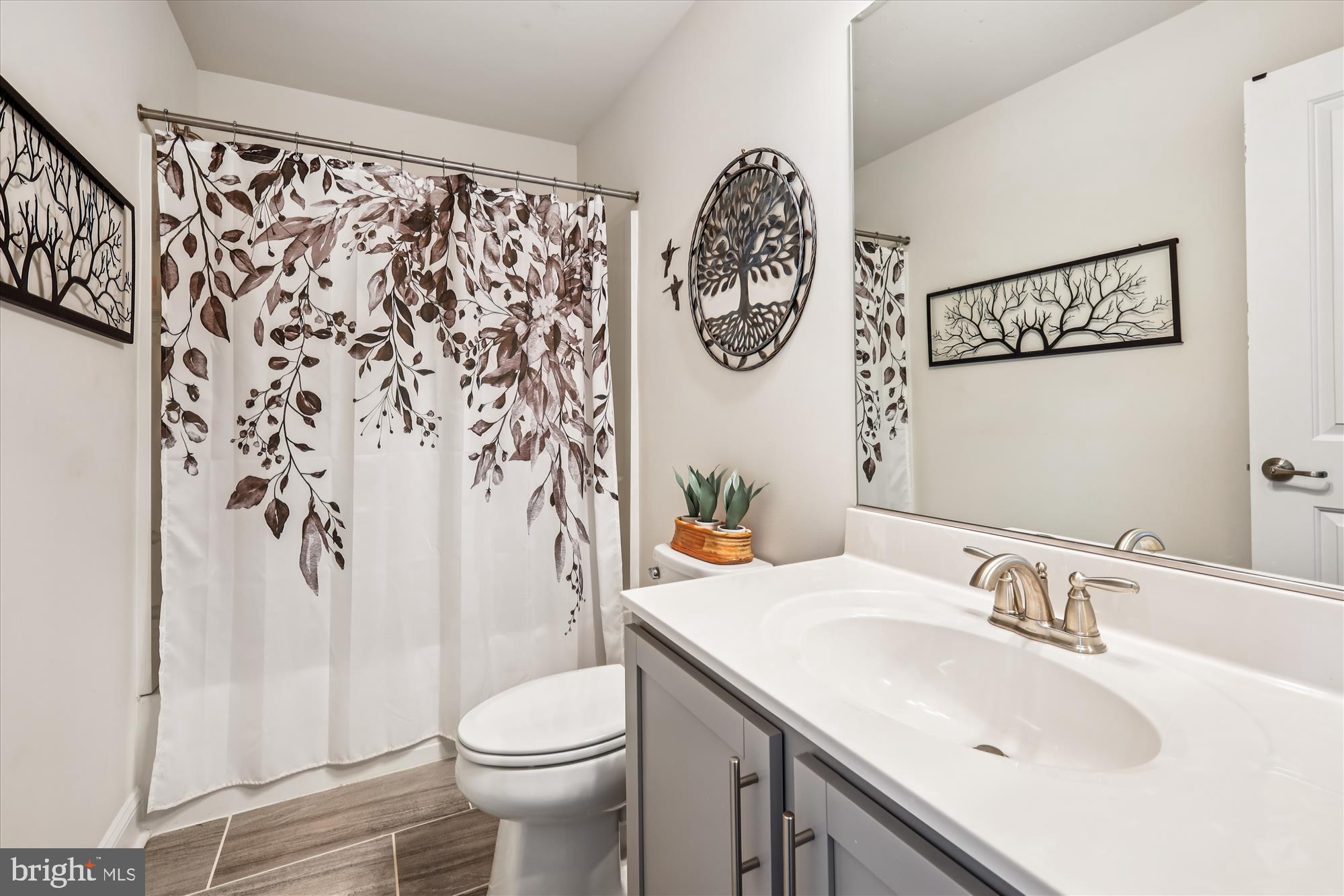 BAY BRIDGE COVE - Residential