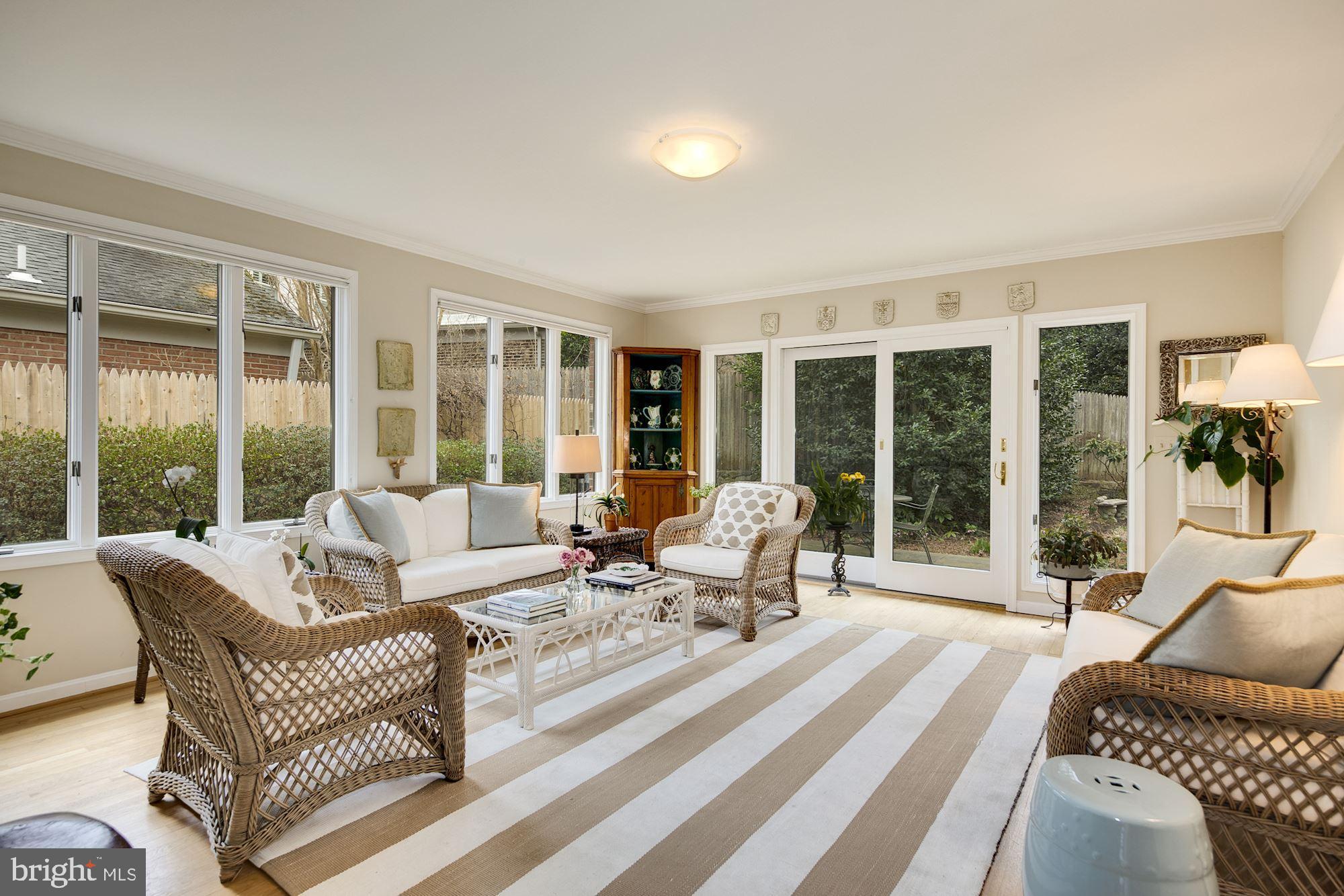 WESTMORELAND HILLS - Residential