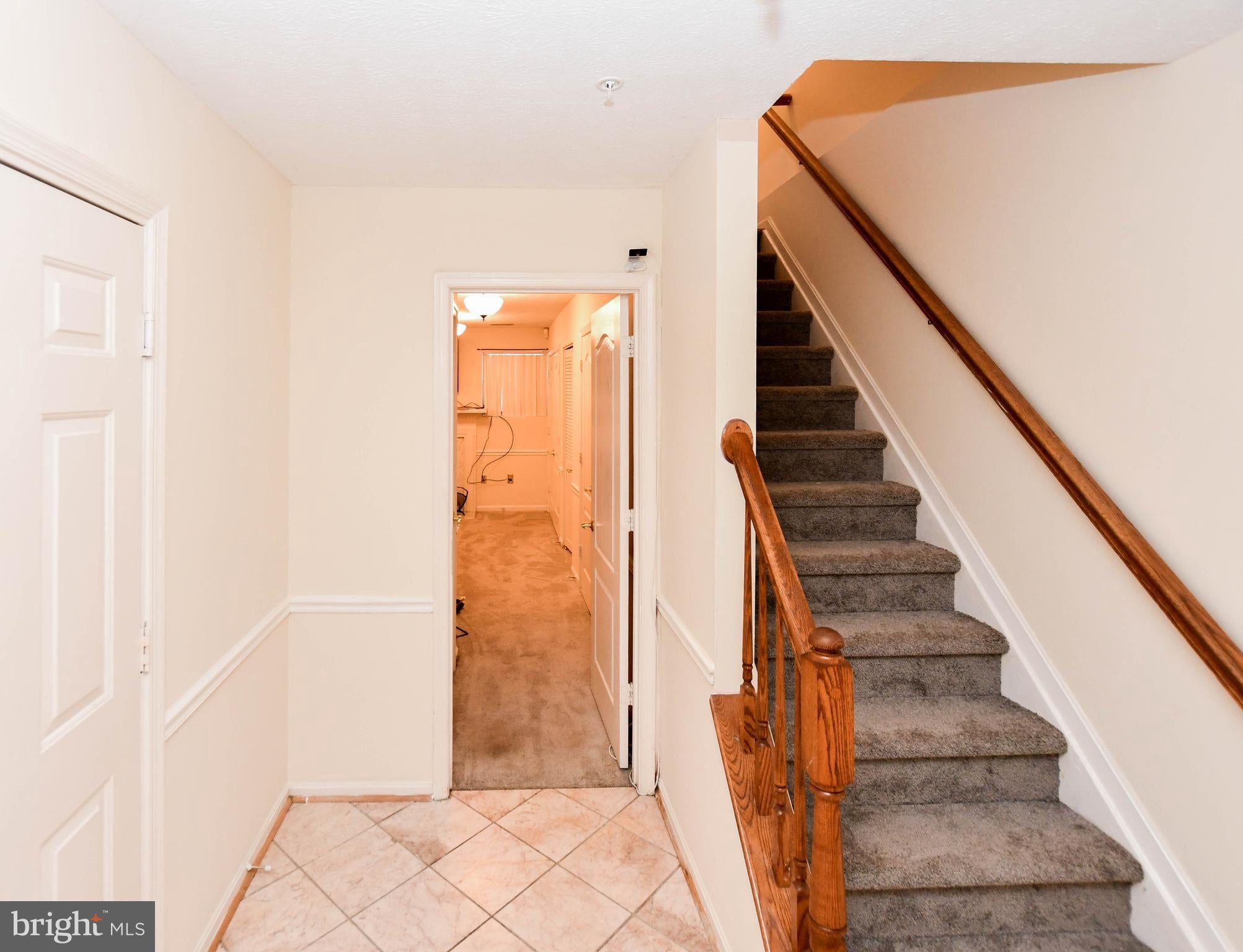 1401 DEEP GORGE COURT