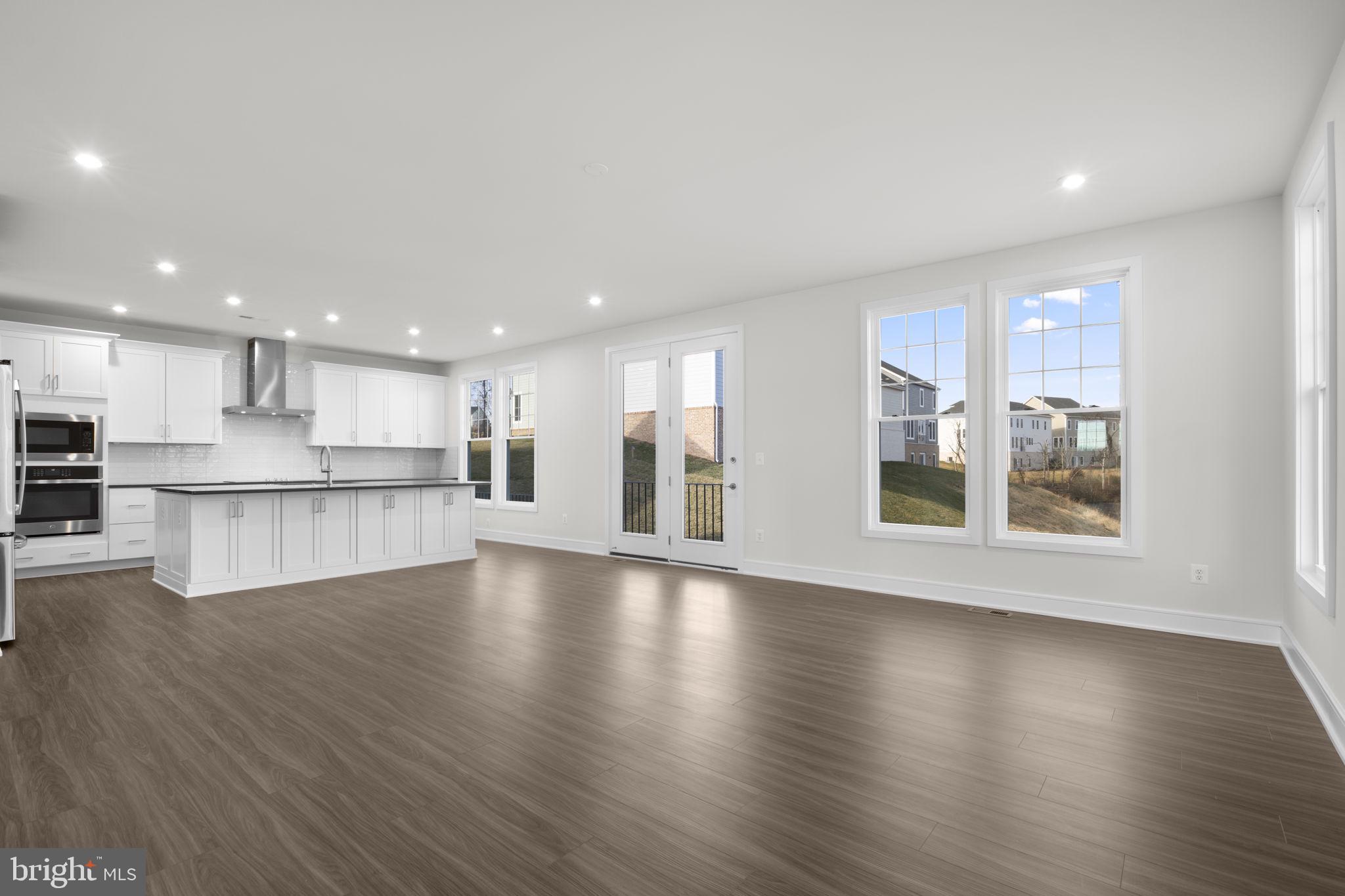 HERITAGE AT MARSHALL - Residential