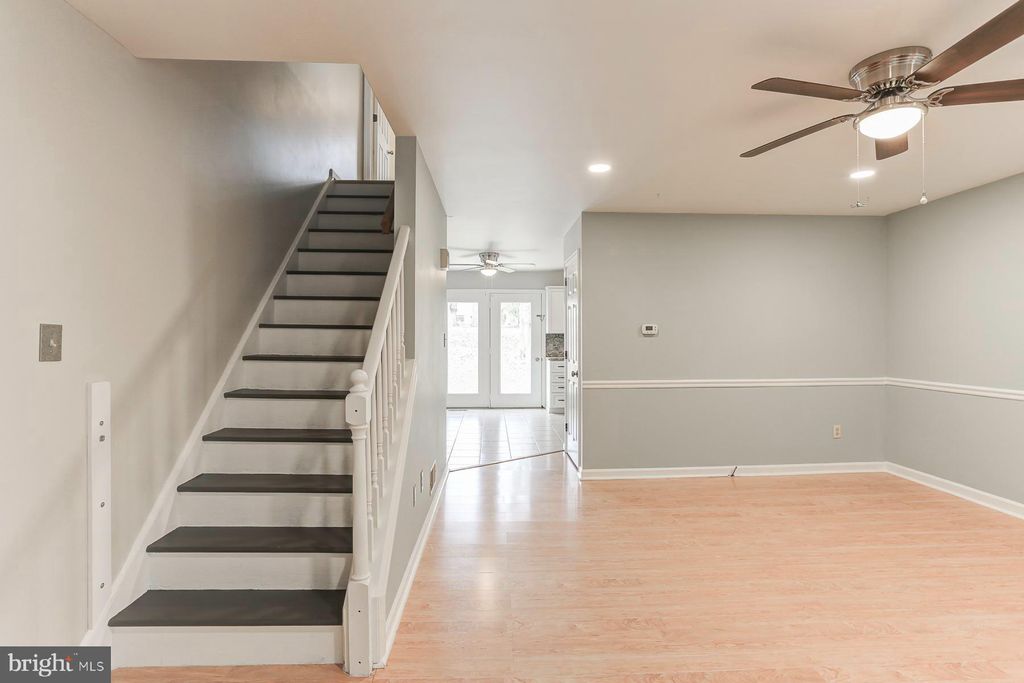 Photo of 31 Kenbridge Lane, Elizabethtown, PA 17022 (MLS # PALA2045650)