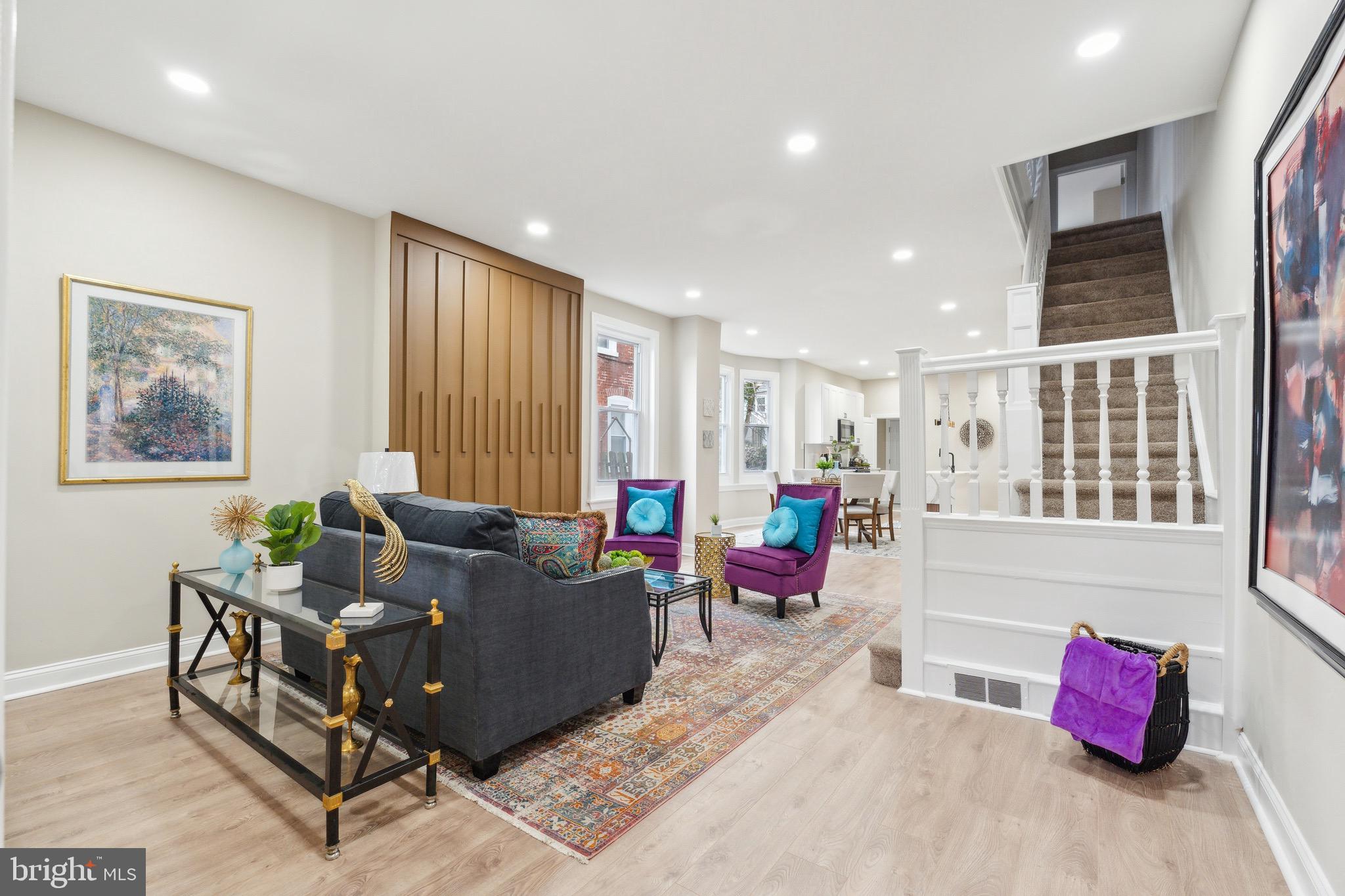 WEST OAK LANE - Residential