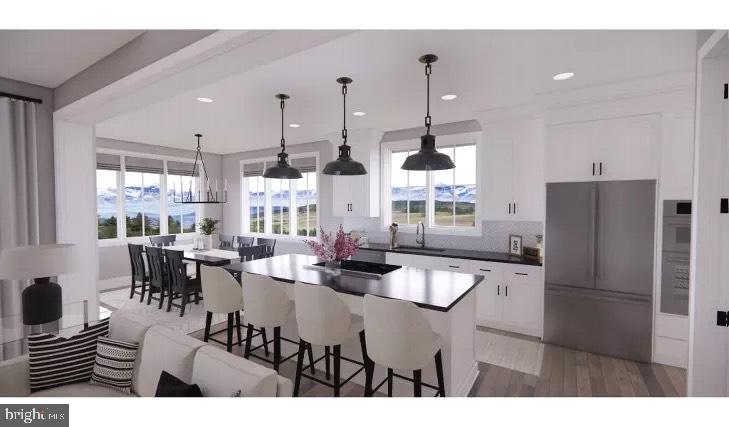 LIGHTHOUSE POINT - Residential