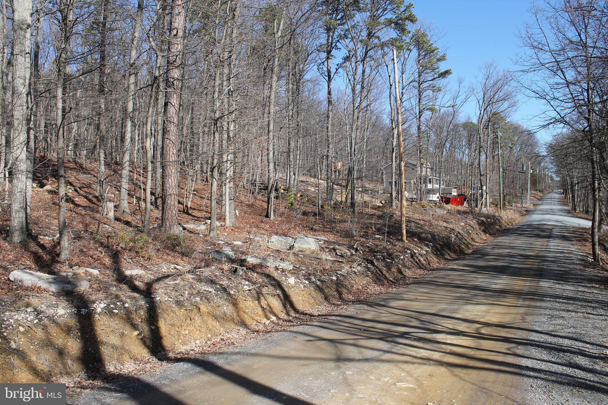 MOUNTAIN FALLS PARK - Land