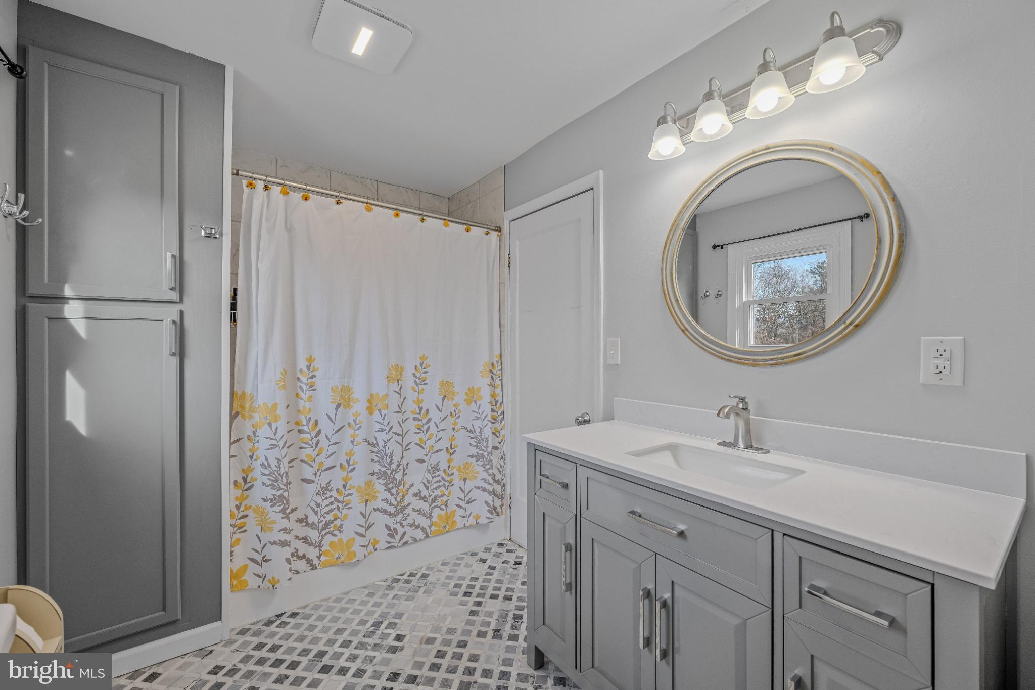 TIMBER RIDGE - Residential