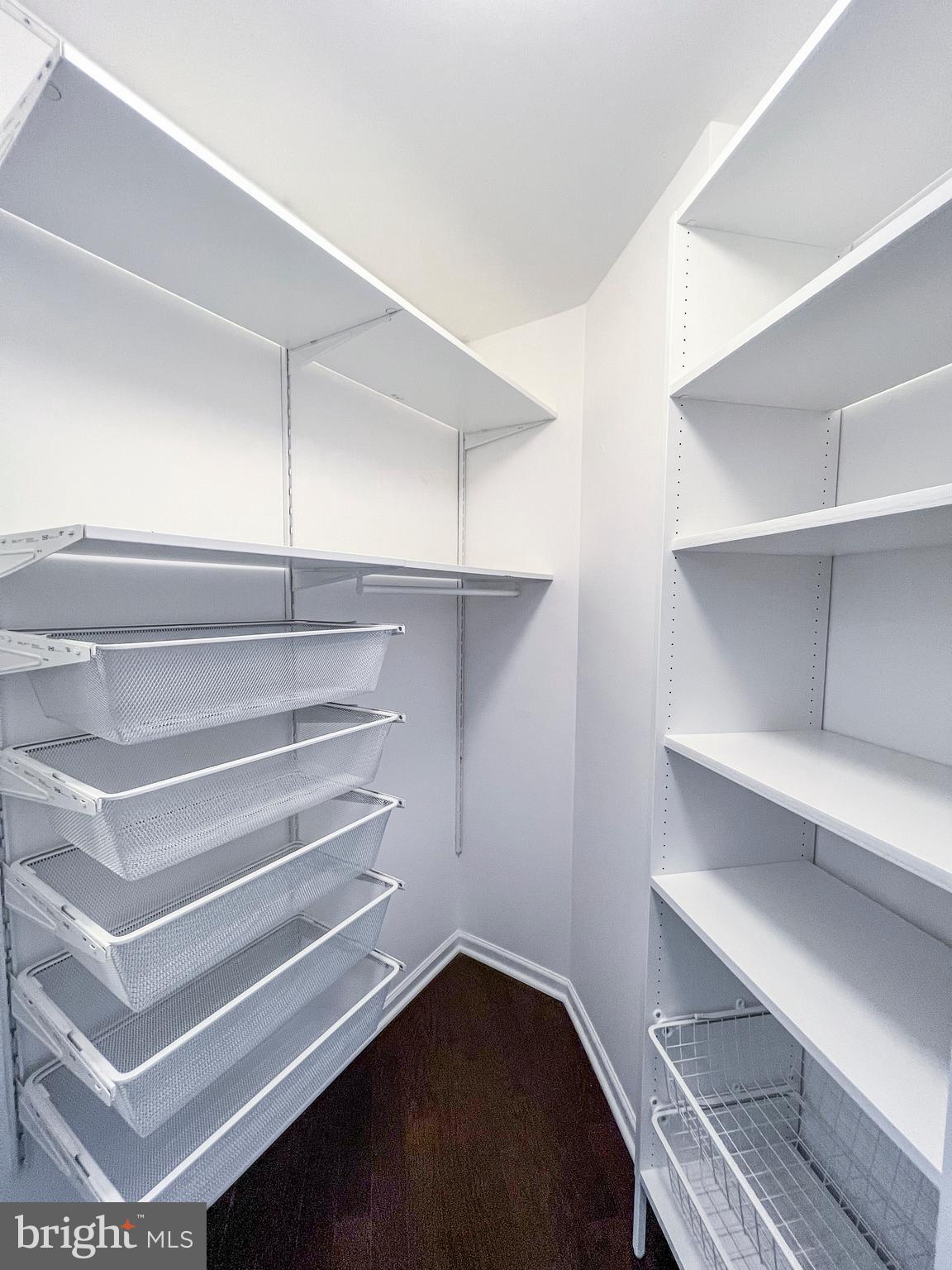 CENTREVILLE - Residential Lease