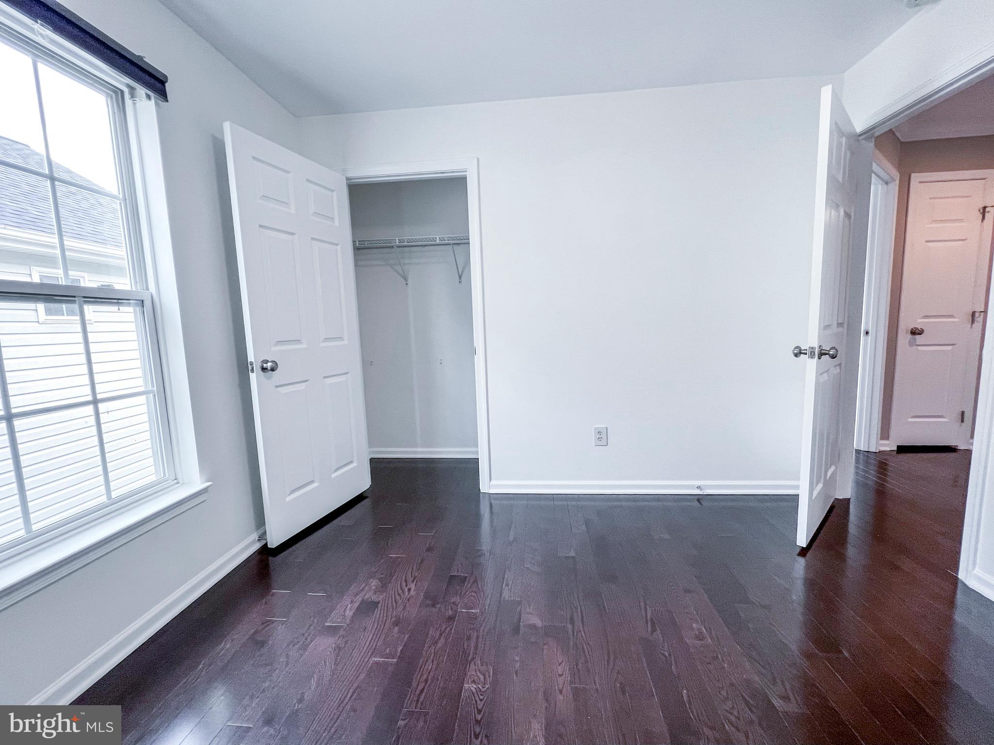 CENTREVILLE - Residential Lease